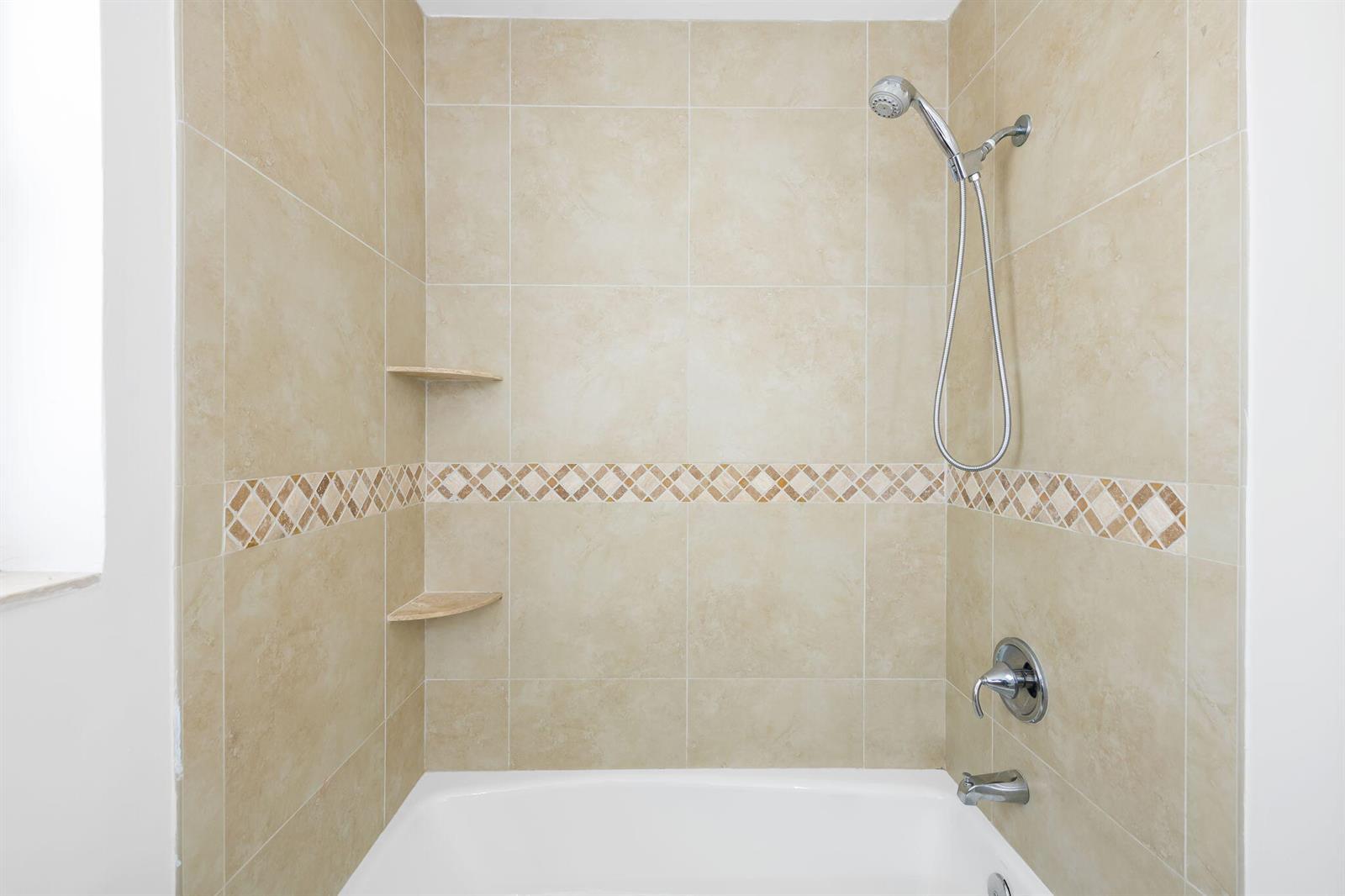 580 SE 5TH Street, Pompano Beach FL 33060 photo 5