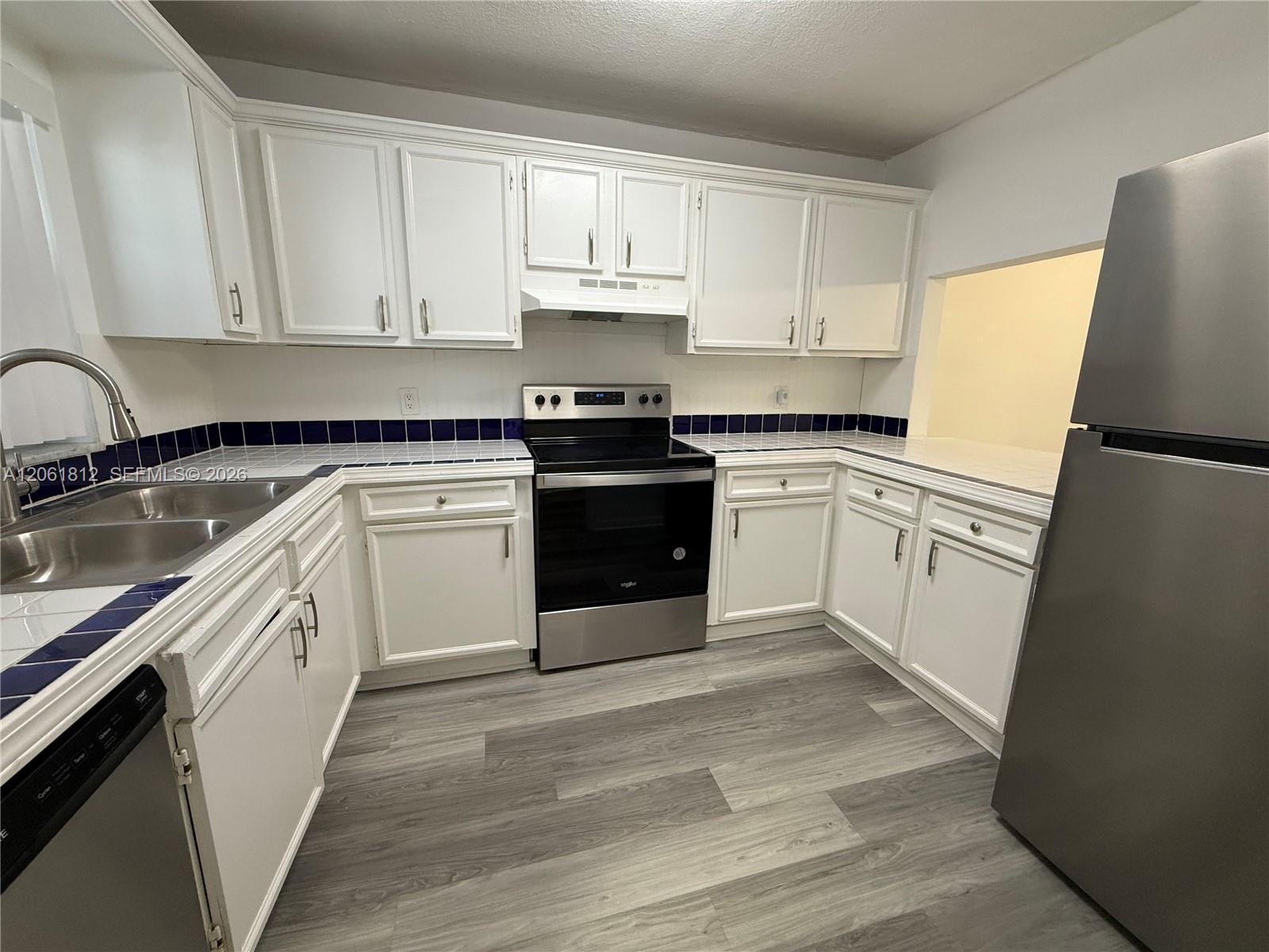 9440 Live Oak Pl # 102, Davie FL 33324 photo 2