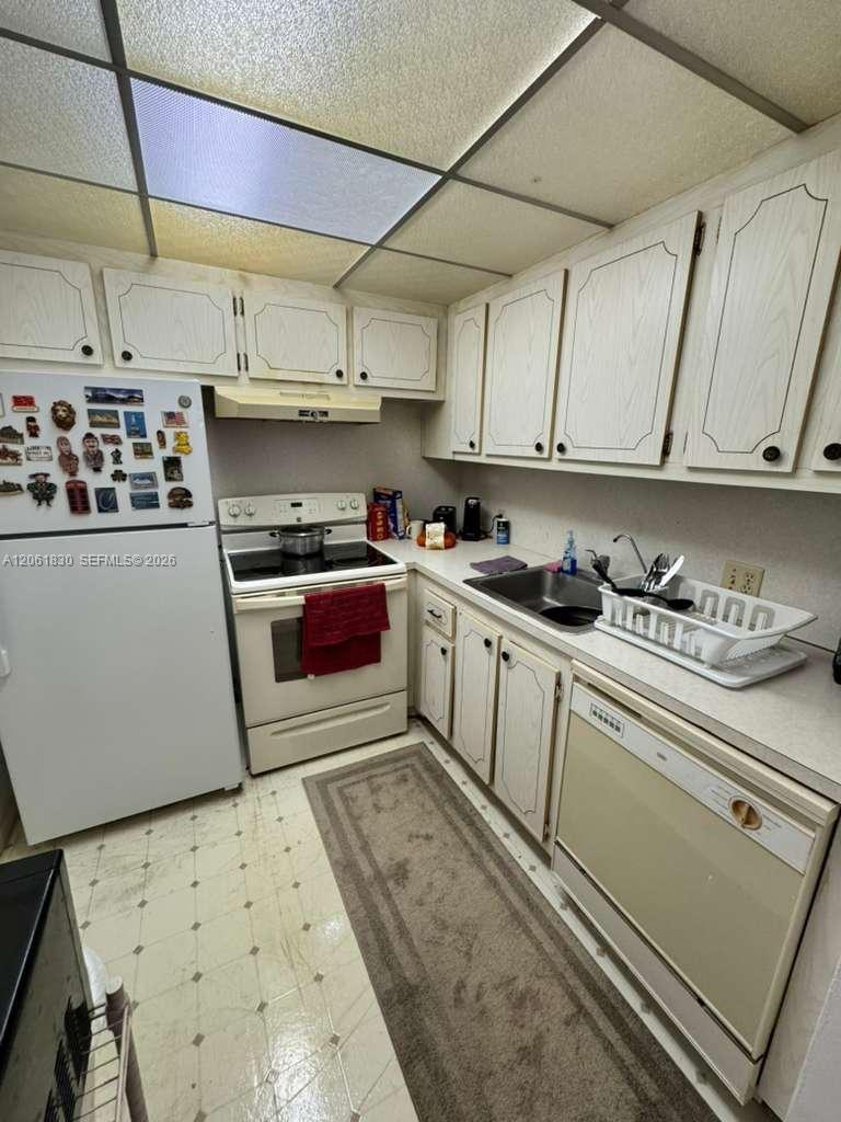 568 N Mansfield N # 568, Boca Raton FL 33434 photo 3