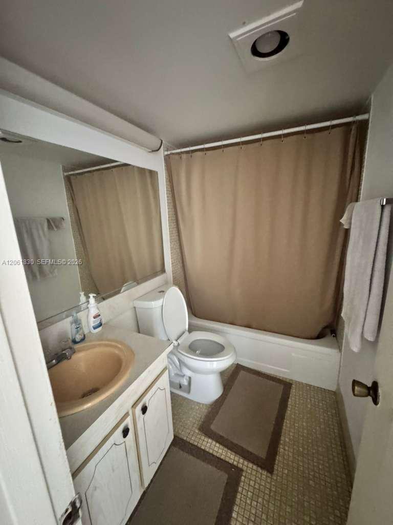 568 N Mansfield N # 568, Boca Raton FL 33434 photo 4