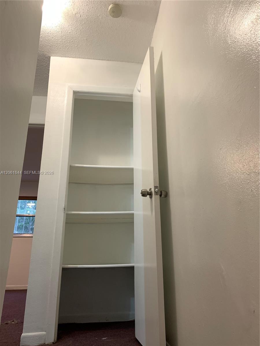 5453 NW 169th Ter, Miami Gardens FL 33055 photo 4