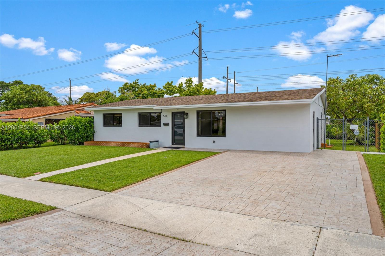 5110 SW 106th Ave, Miami FL 33165 photo 2