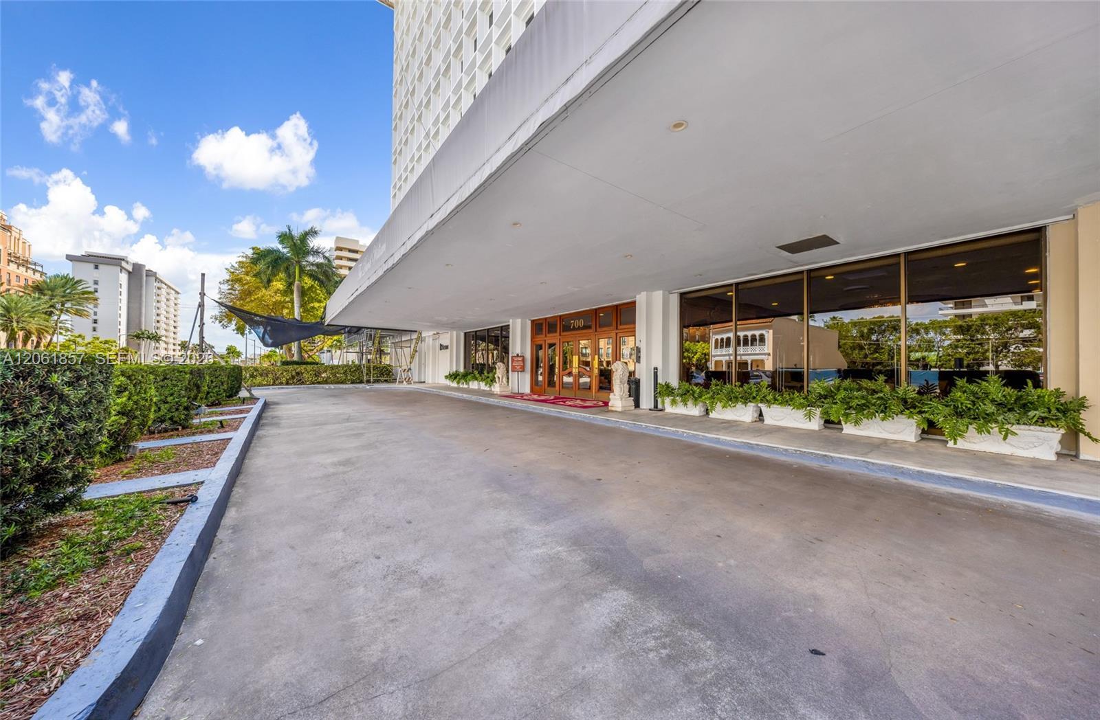 700 Biltmore Way # 514, Coral Gables FL 33134 photo 2