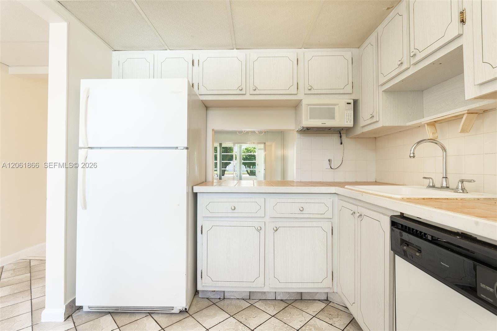 7877 Golf Cir Dr # 108, Margate FL 33063 photo 4