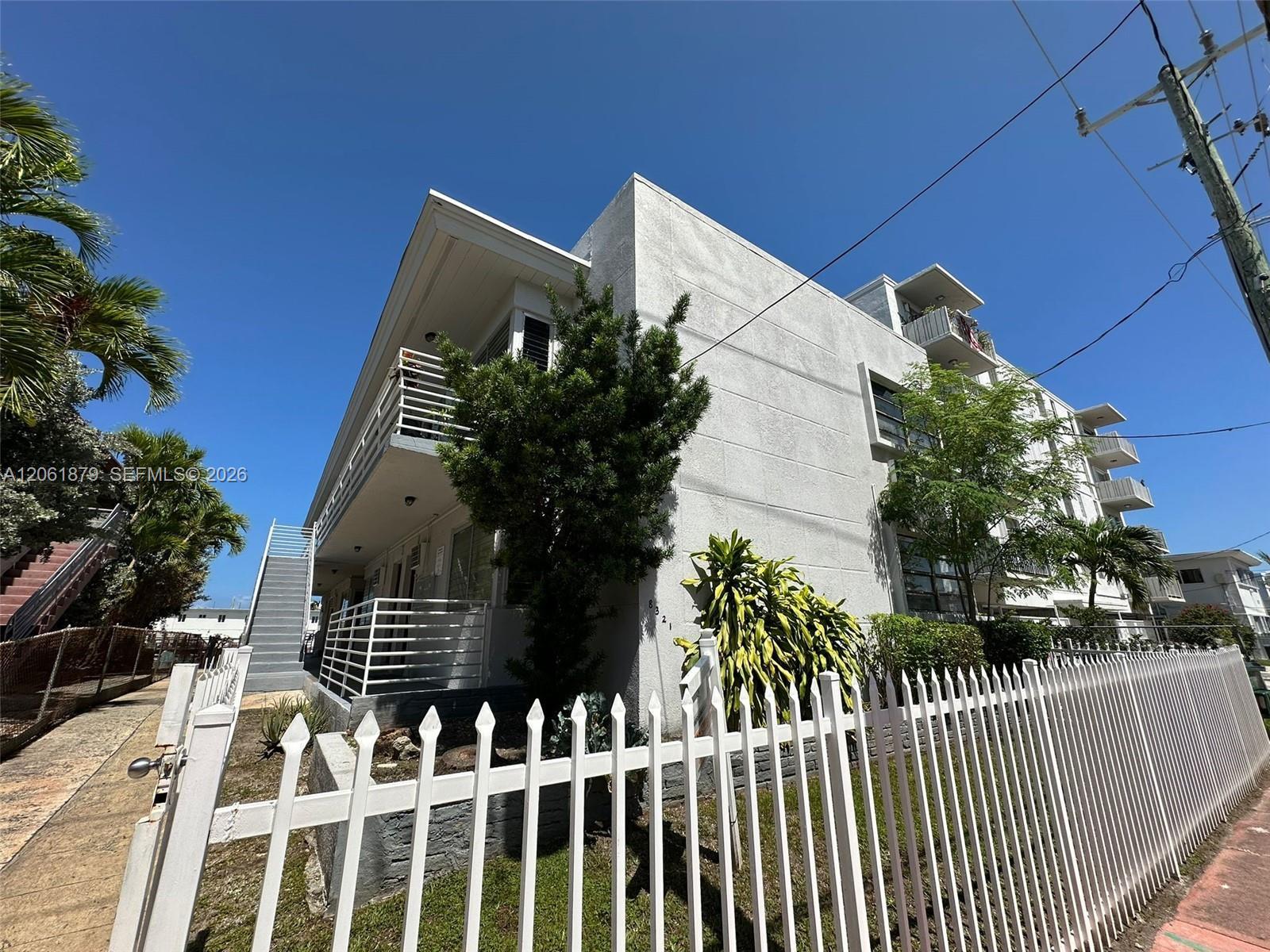 8321 Crespi Blvd # 6, Miami Beach FL 33141