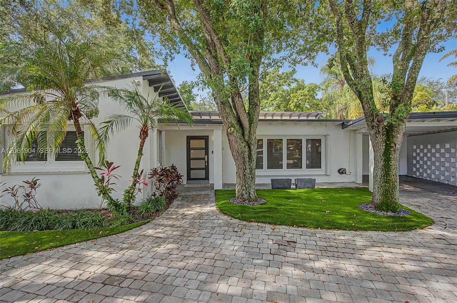 5930 SW 48th St, Miami FL 33155 photo 2