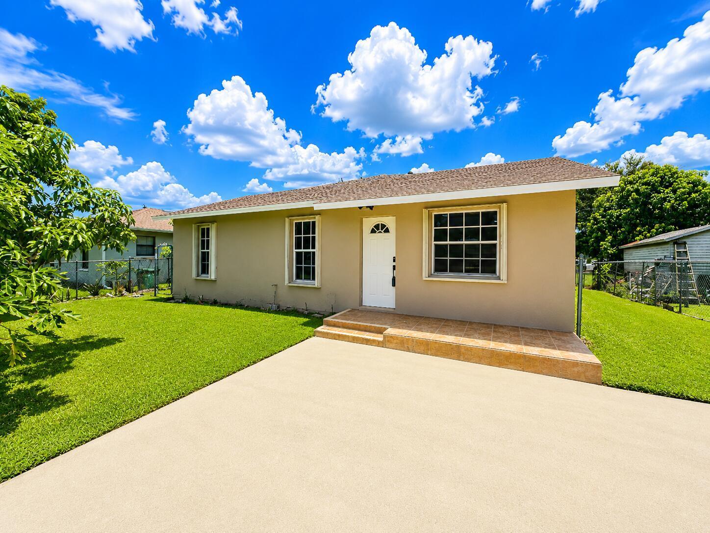 8874 ELDORADO Drive, Pahokee FL 33476 photo 5