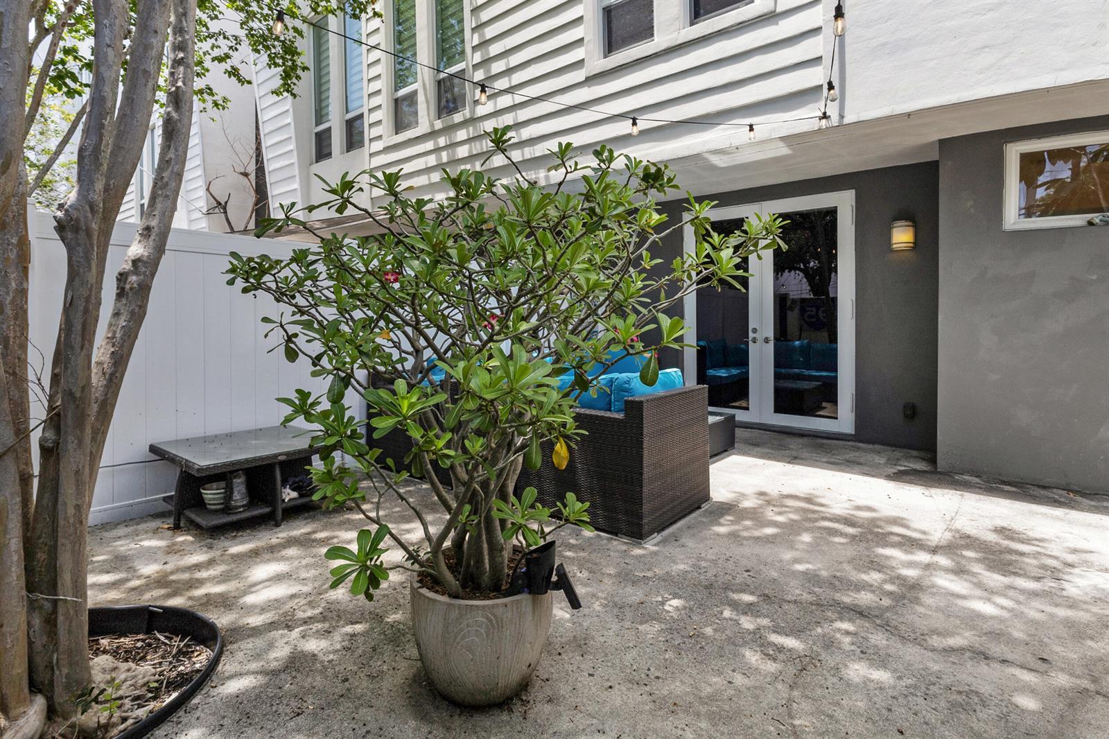 711 SE 16th Court, Fort Lauderdale FL 33316 photo 4