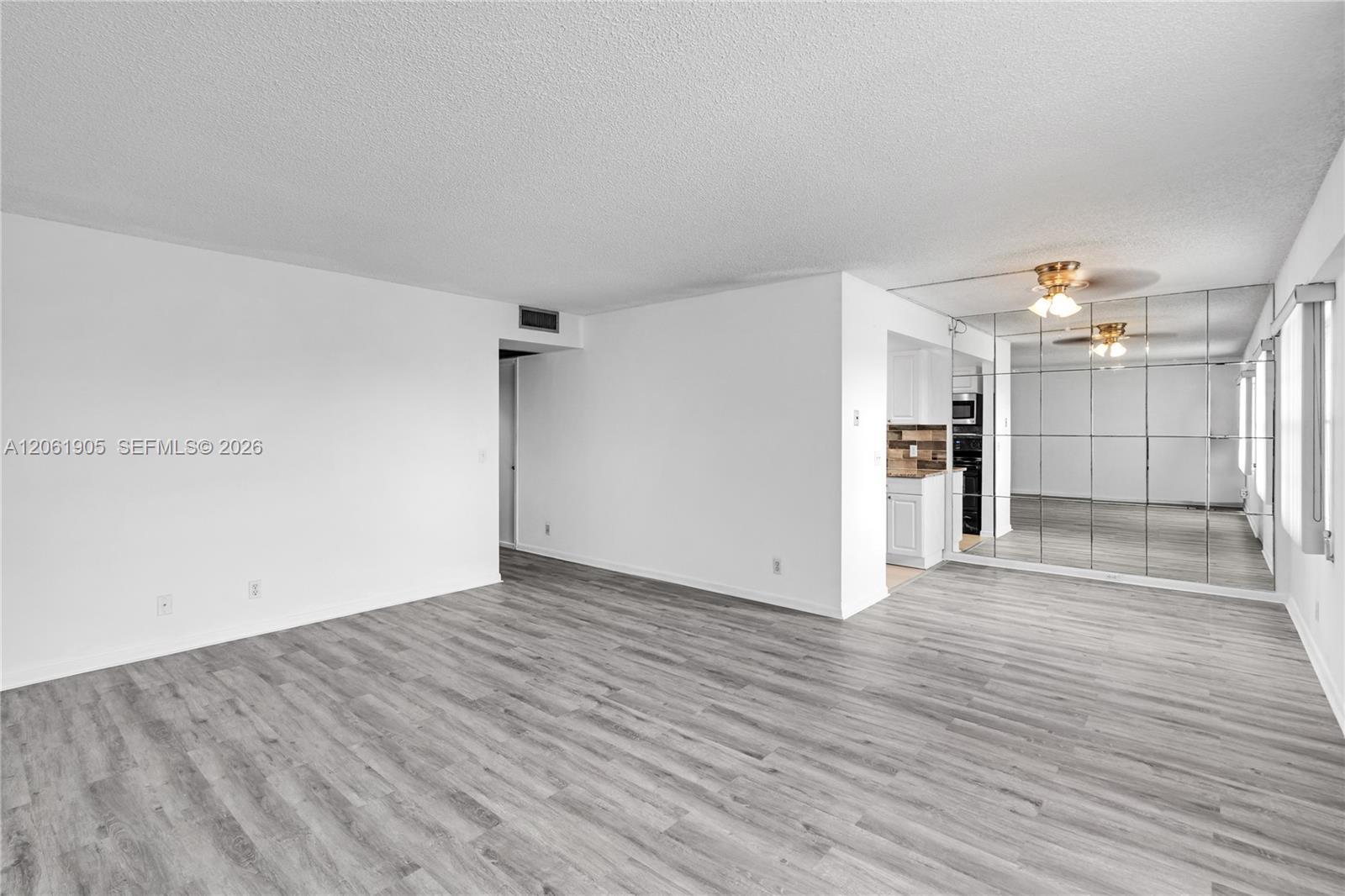 300 SW 134th Way # 413E, Pembroke Pines FL 33027 photo 4