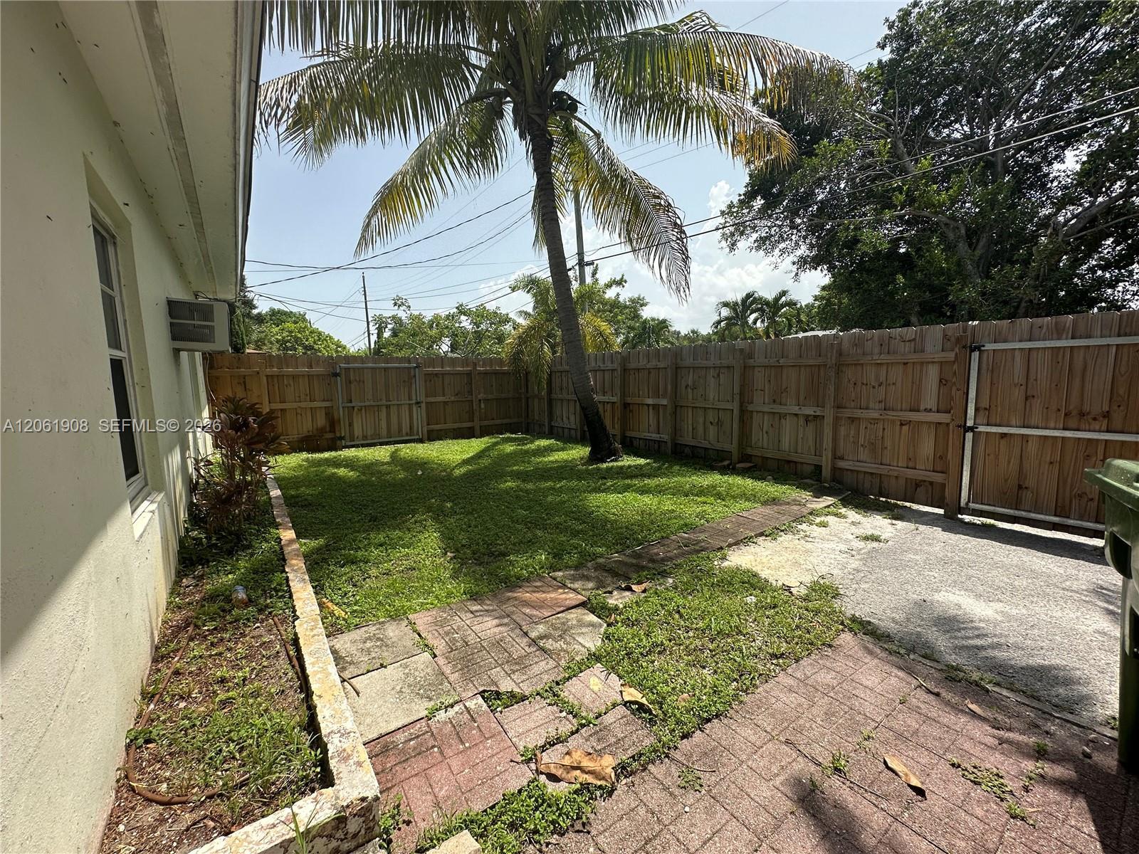 1140 NE 1st Ave # 1140, Fort Lauderdale FL 33304 photo 2