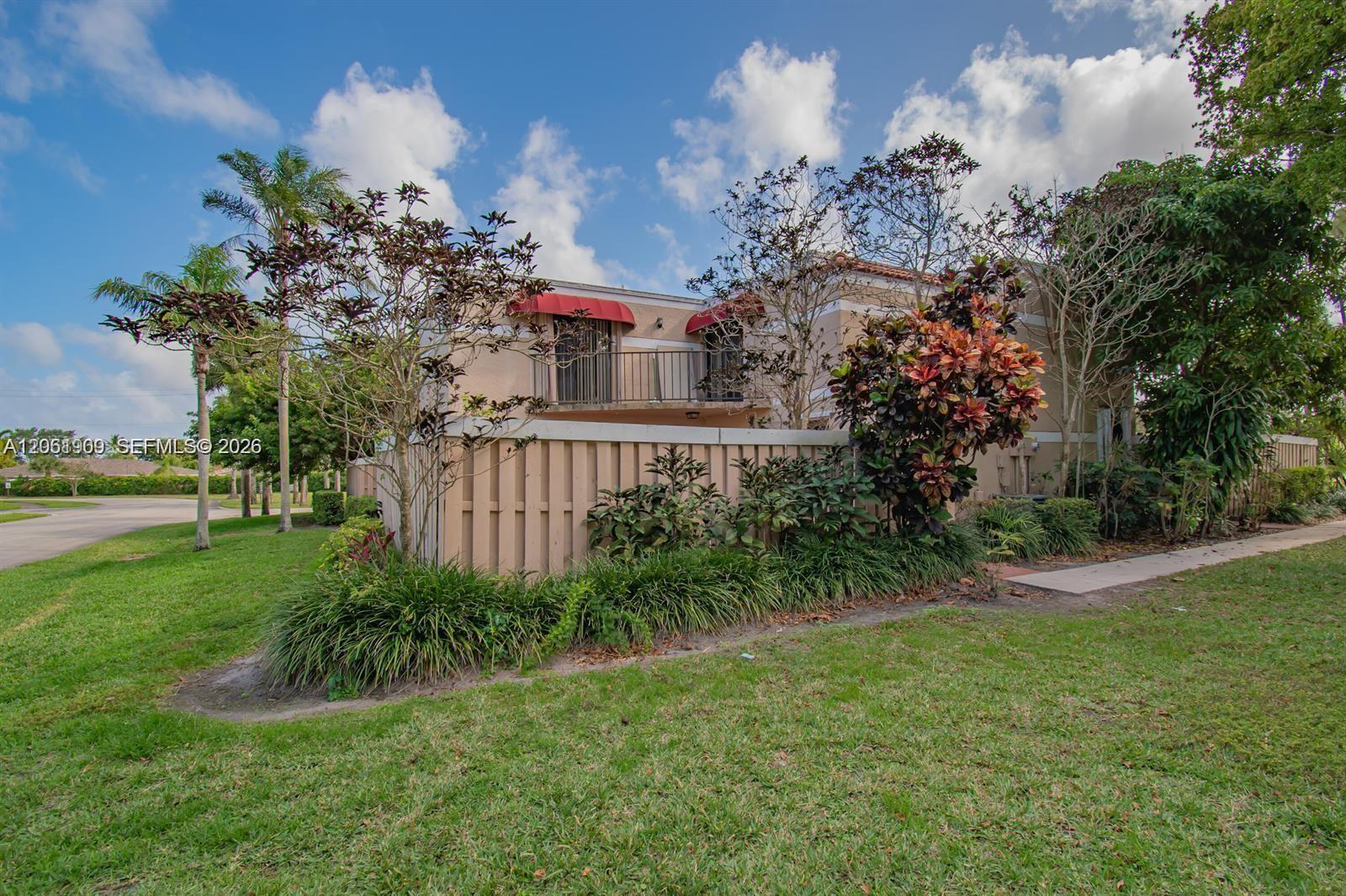 4240 Village Dr # B, Delray Beach FL 33445