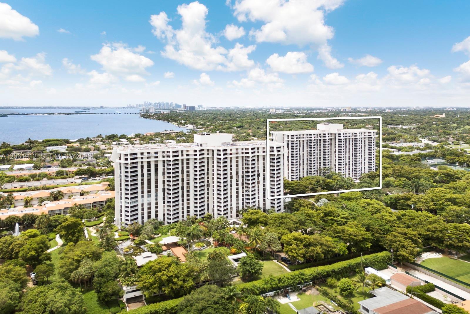 2000 Towerside Ter # 312, Miami FL 33138