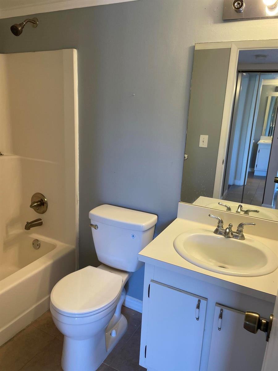 6832 Palmetto Circle S # 203, Boca Raton FL 33433 photo 5