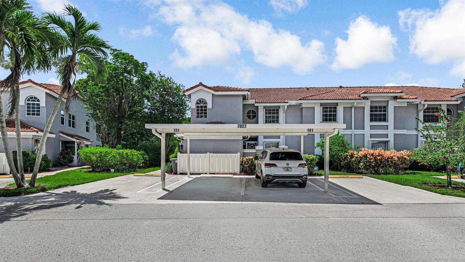 7027 Summer Tree Drive # 201, Boynton Beach FL 33437 photo 2