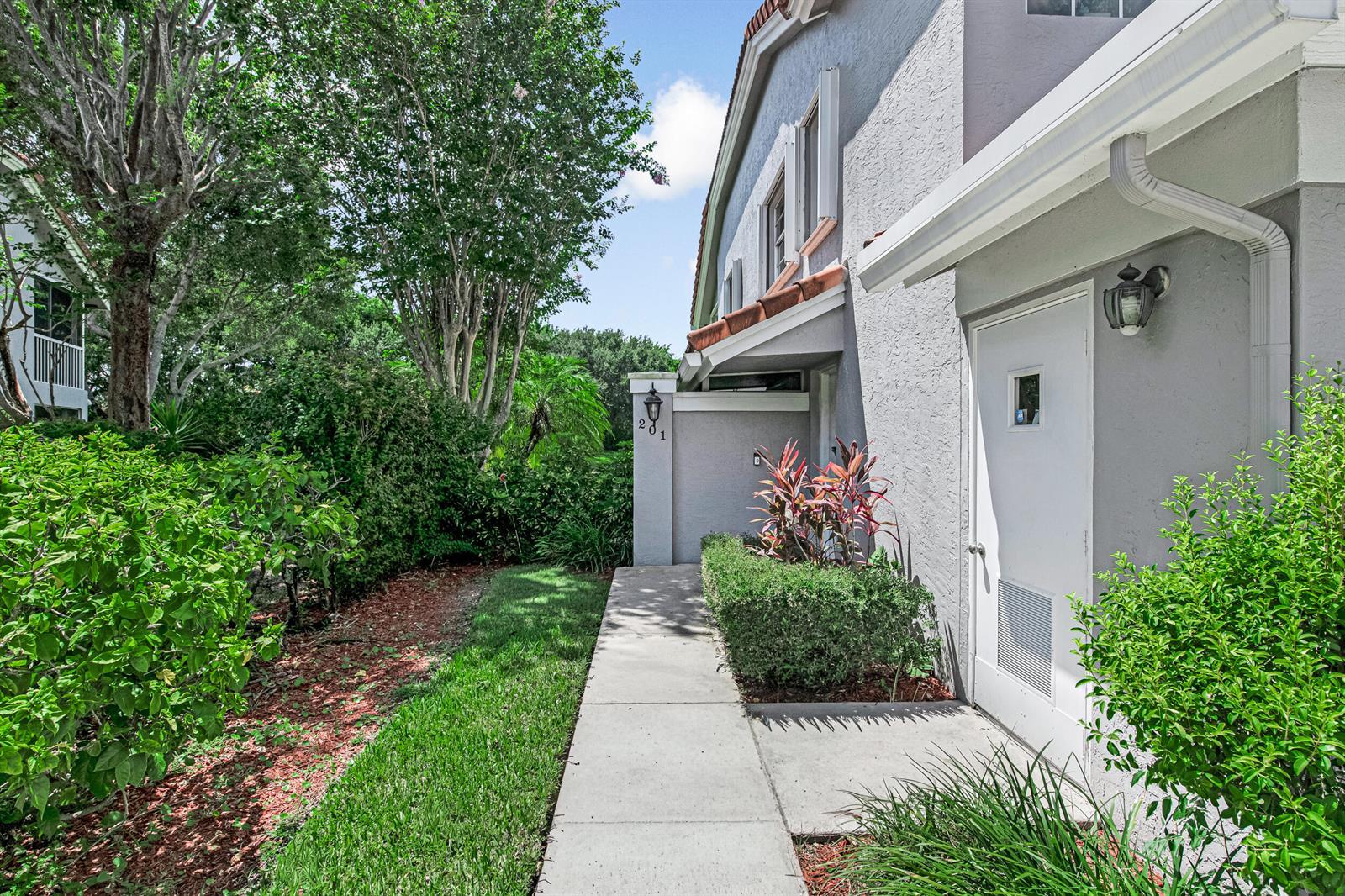 7027 Summer Tree Drive # 201, Boynton Beach FL 33437 photo 3
