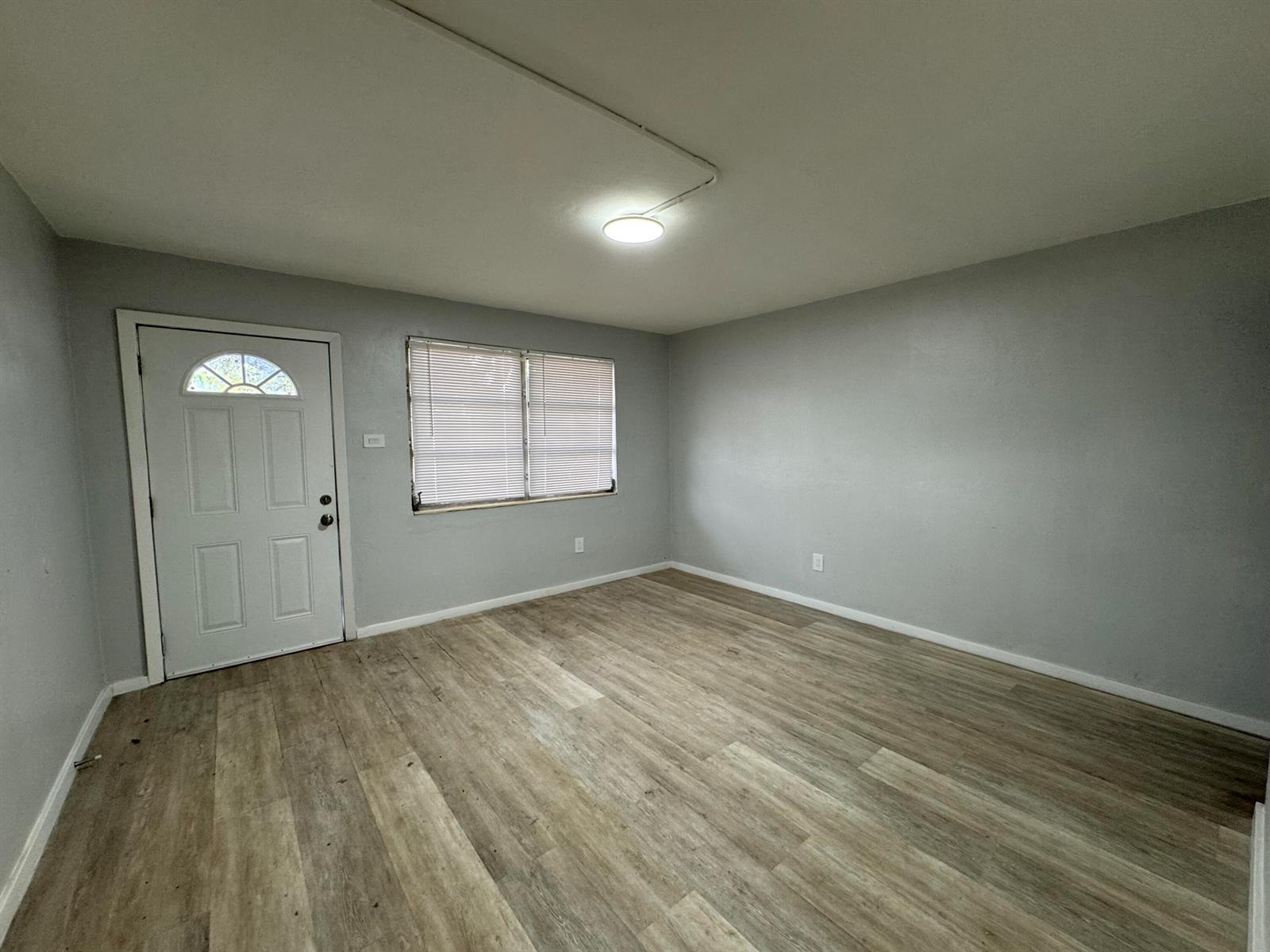 304 NW 14th Avenue, Fort Lauderdale FL 33311 photo 2