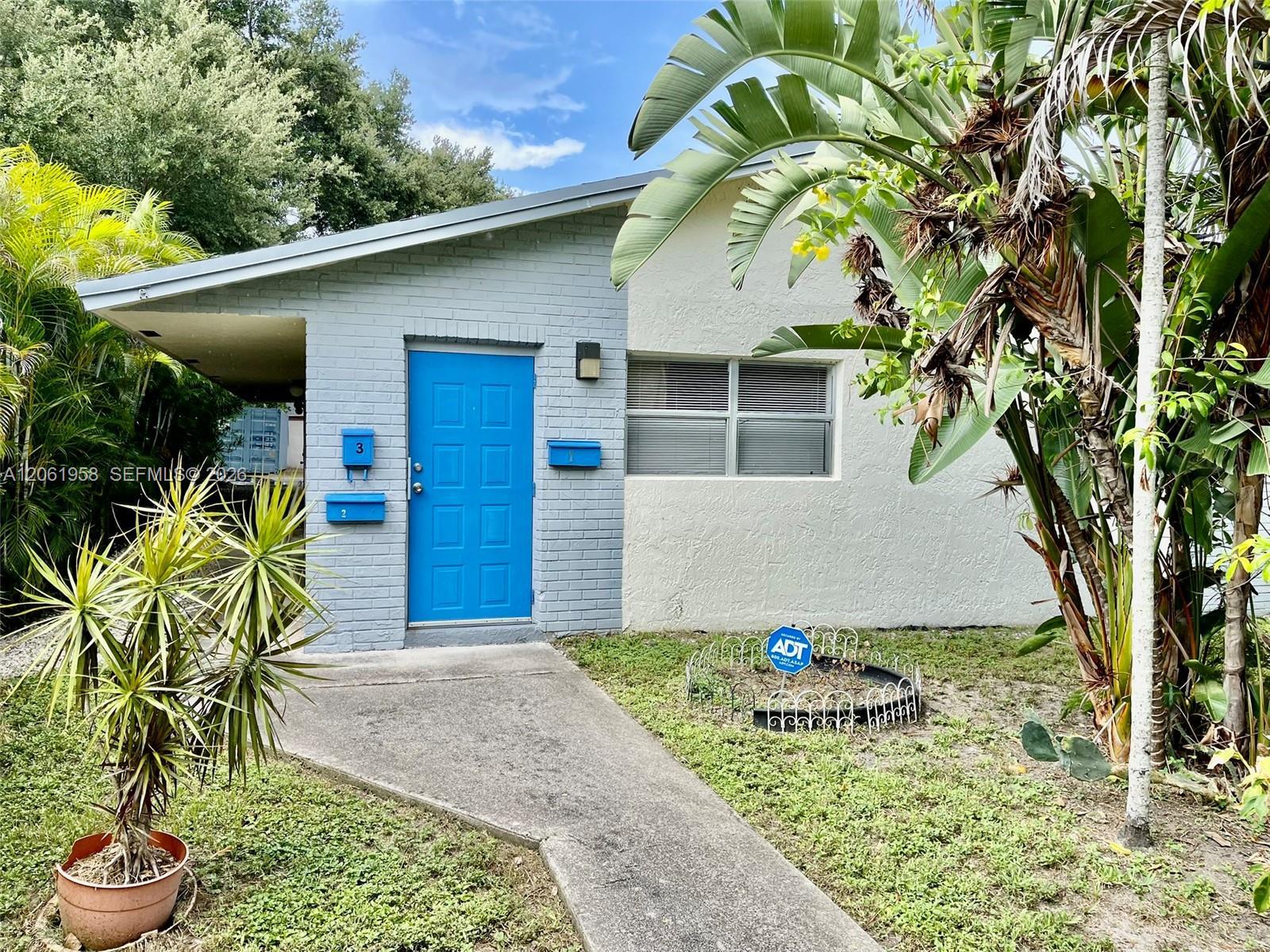 274 SW 9th St # 2, Dania Beach FL 33004