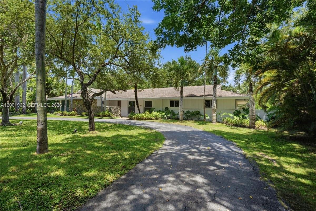 12365 SW 60th Ct, Pinecrest FL 33156 photo 2