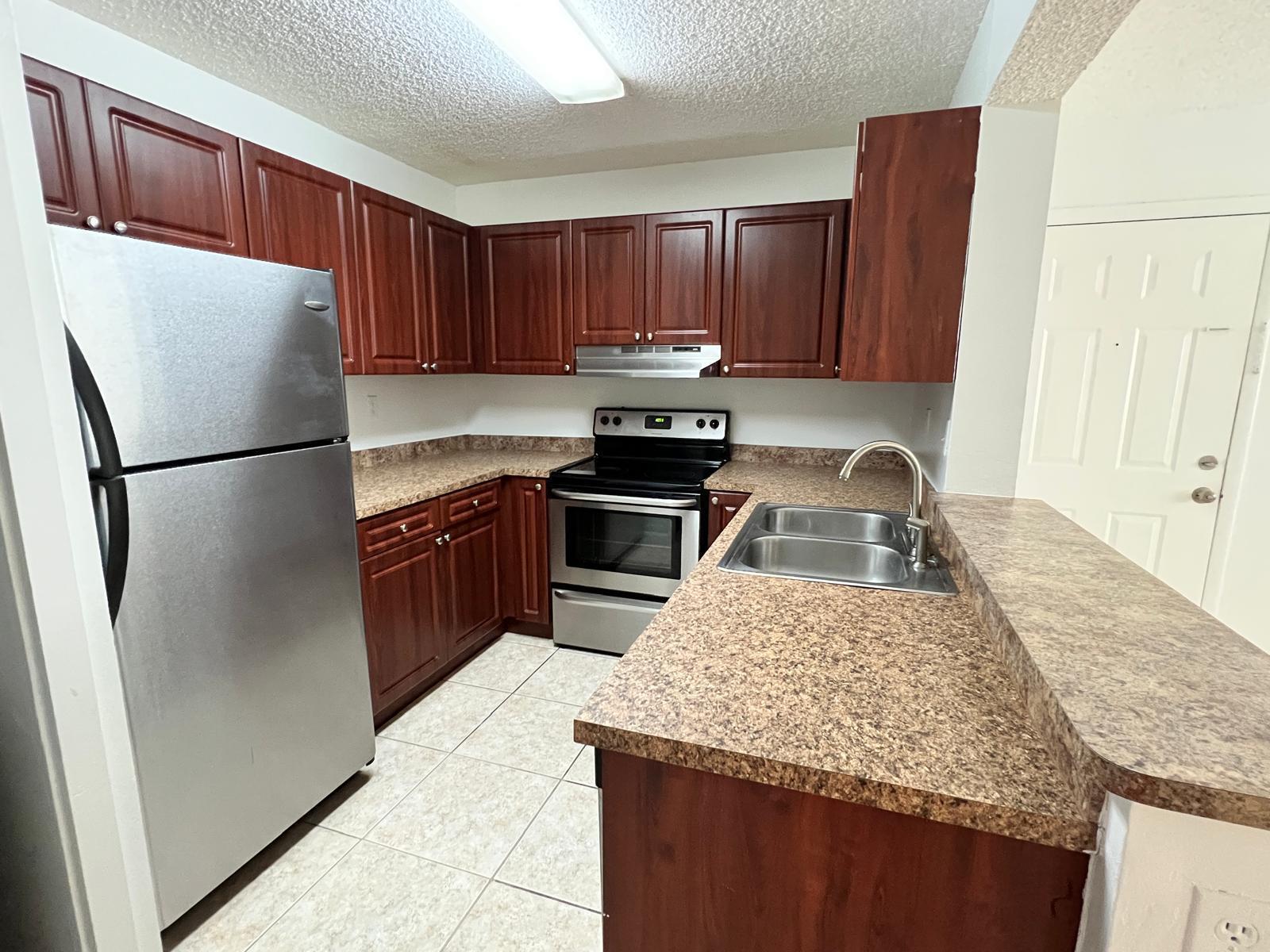 351 PALM Way # 204, Pembroke Pines FL 33025 photo 2
