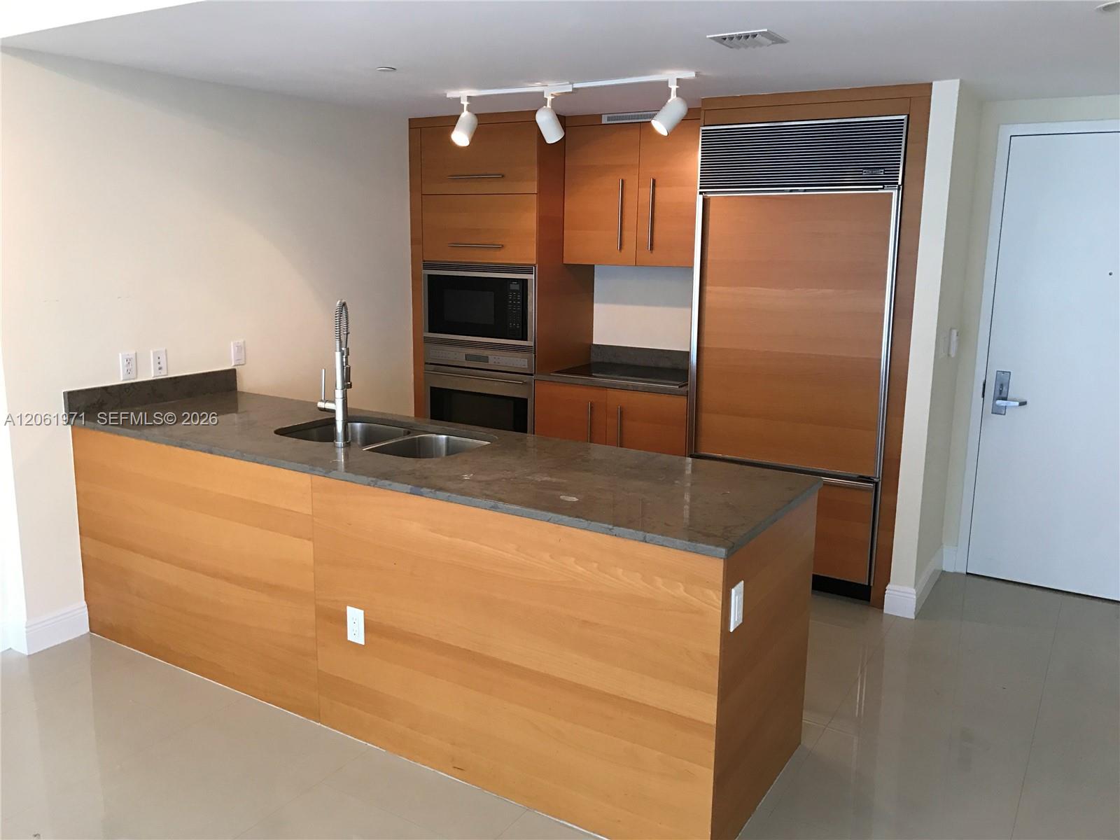 475 Brickell Ave # 2411, Miami FL 33131 photo 2