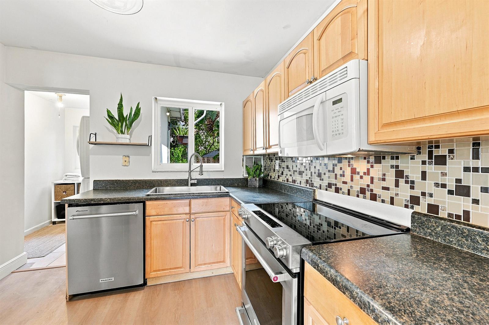 351 SW 13TH Street, Pompano Beach FL 33060 photo 4