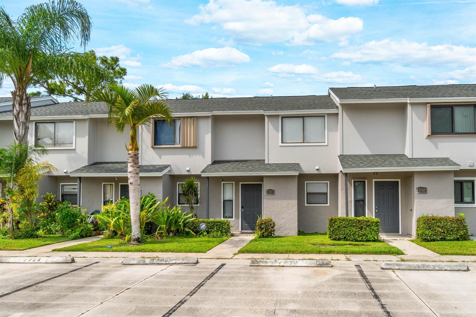 3703 Inlet Circle, FL 33463 photo 3