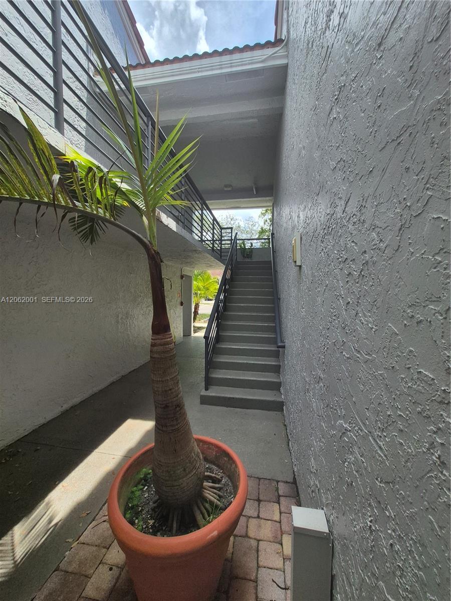 831 Lyons Rd # 23203, Coconut Creek FL 33063 photo 3