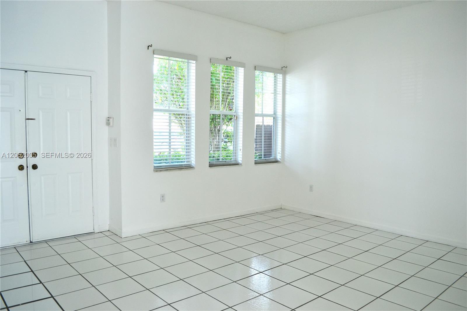 8328 SW 163rd Ave, Miami FL 33193 photo 3