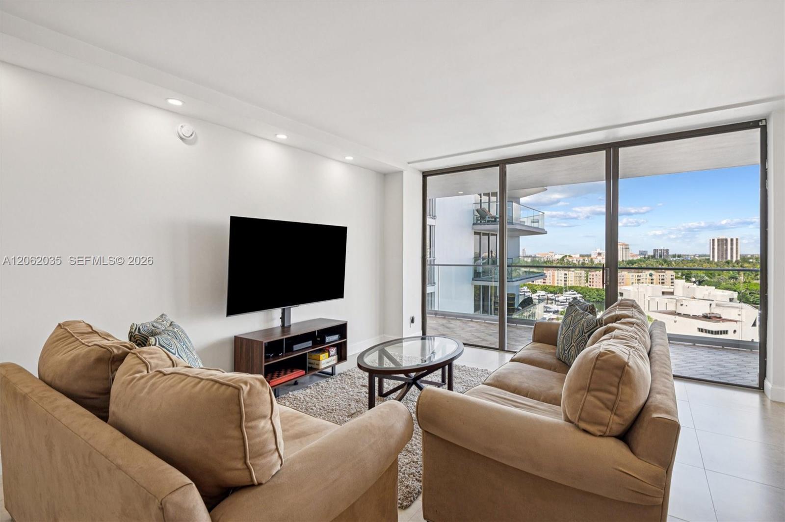 19707 Turnberry Way # 12L, Aventura FL 33180 photo 5
