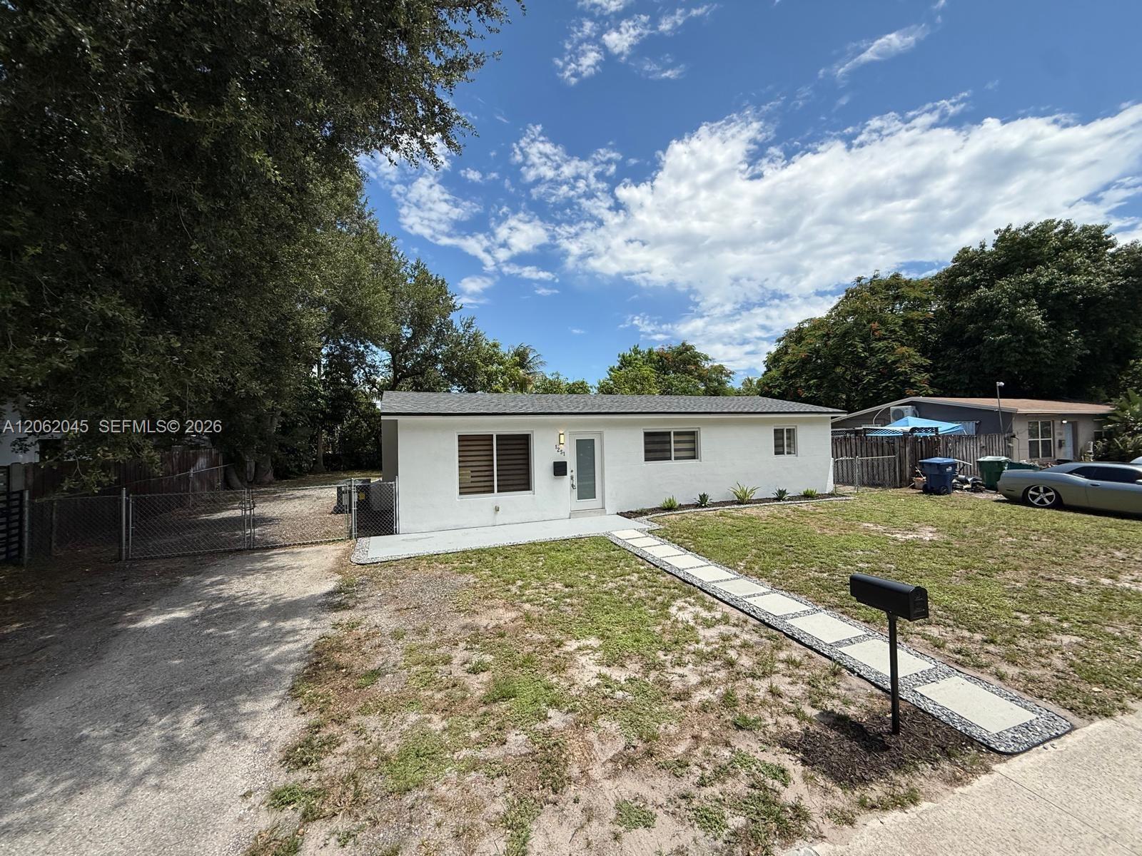 1251 NE 208th Ter, Miami FL 33179