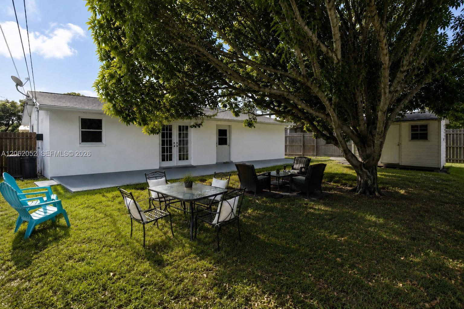 2430 Sabal Palm Dr, Miramar FL 33023 photo 2