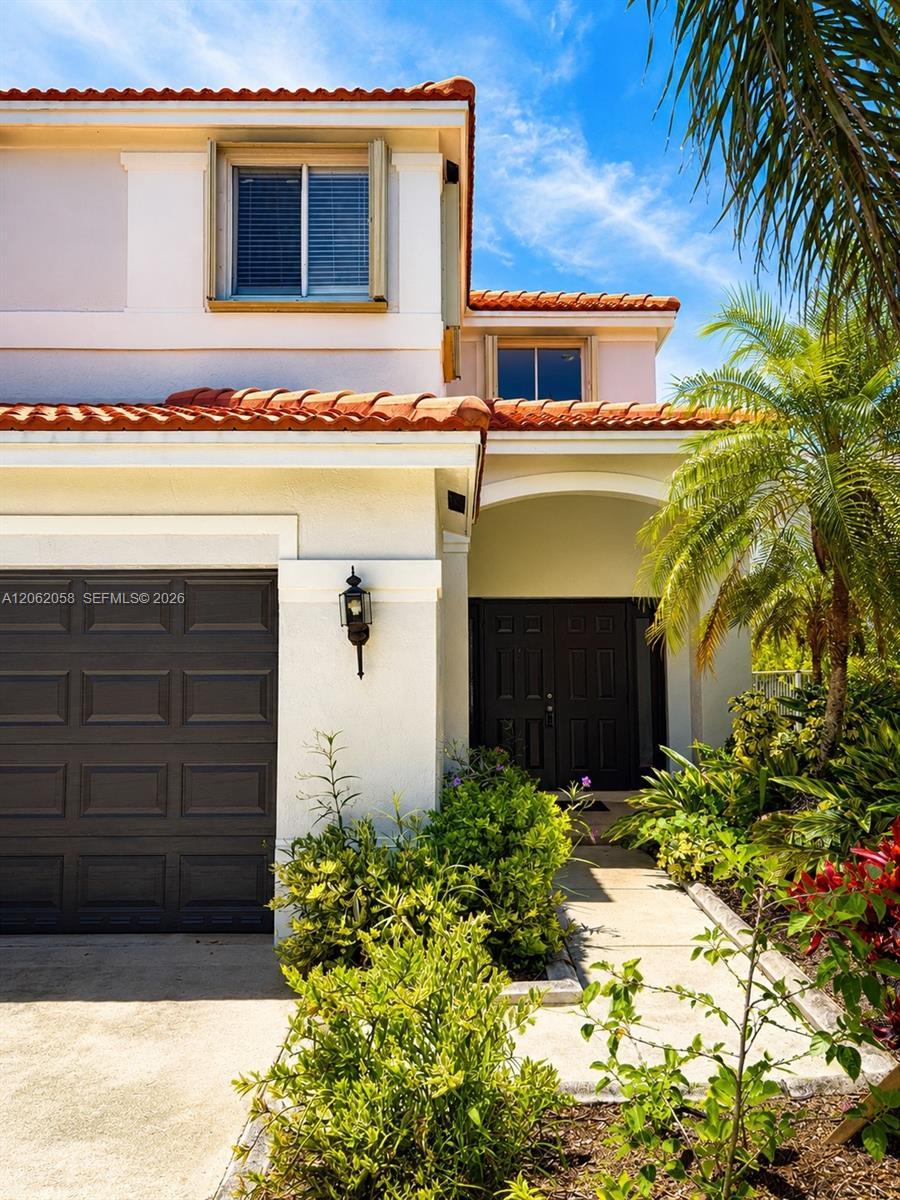 316 Conservation Dr, Weston FL 33327 photo 2