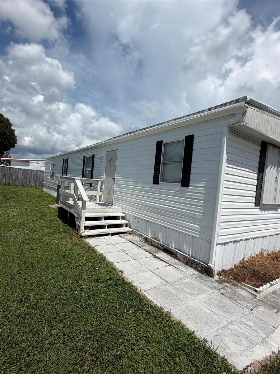 5251 SW 22ND Avenue, Dania Beach FL 33312 photo 2