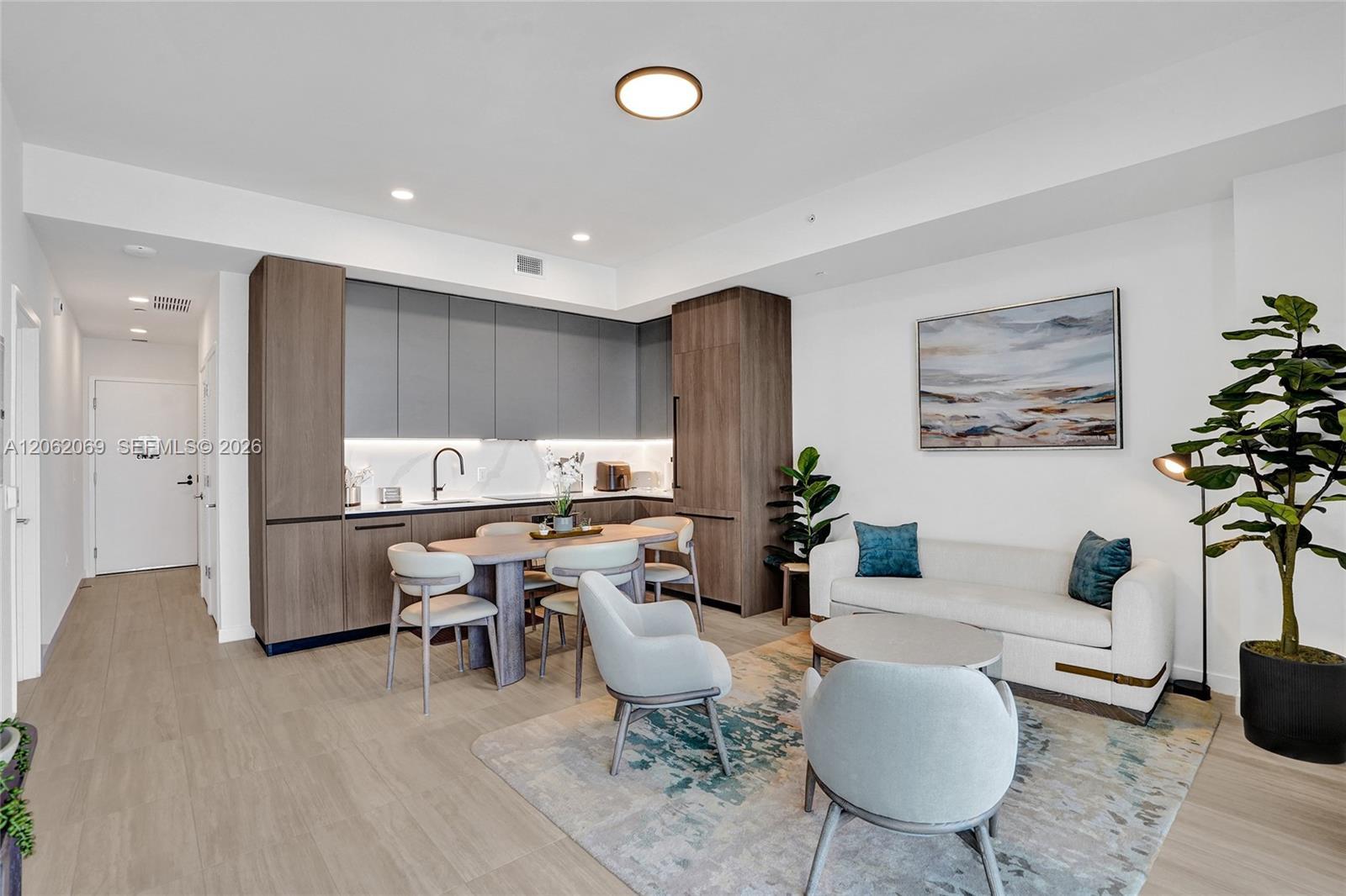 580 72nd St # 1809, Miami Beach FL 33141 photo 5