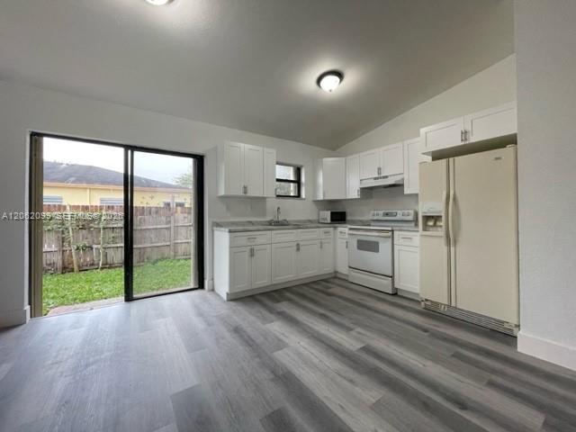 28393 SW 140th Pl, Homestead FL 33033 photo 3