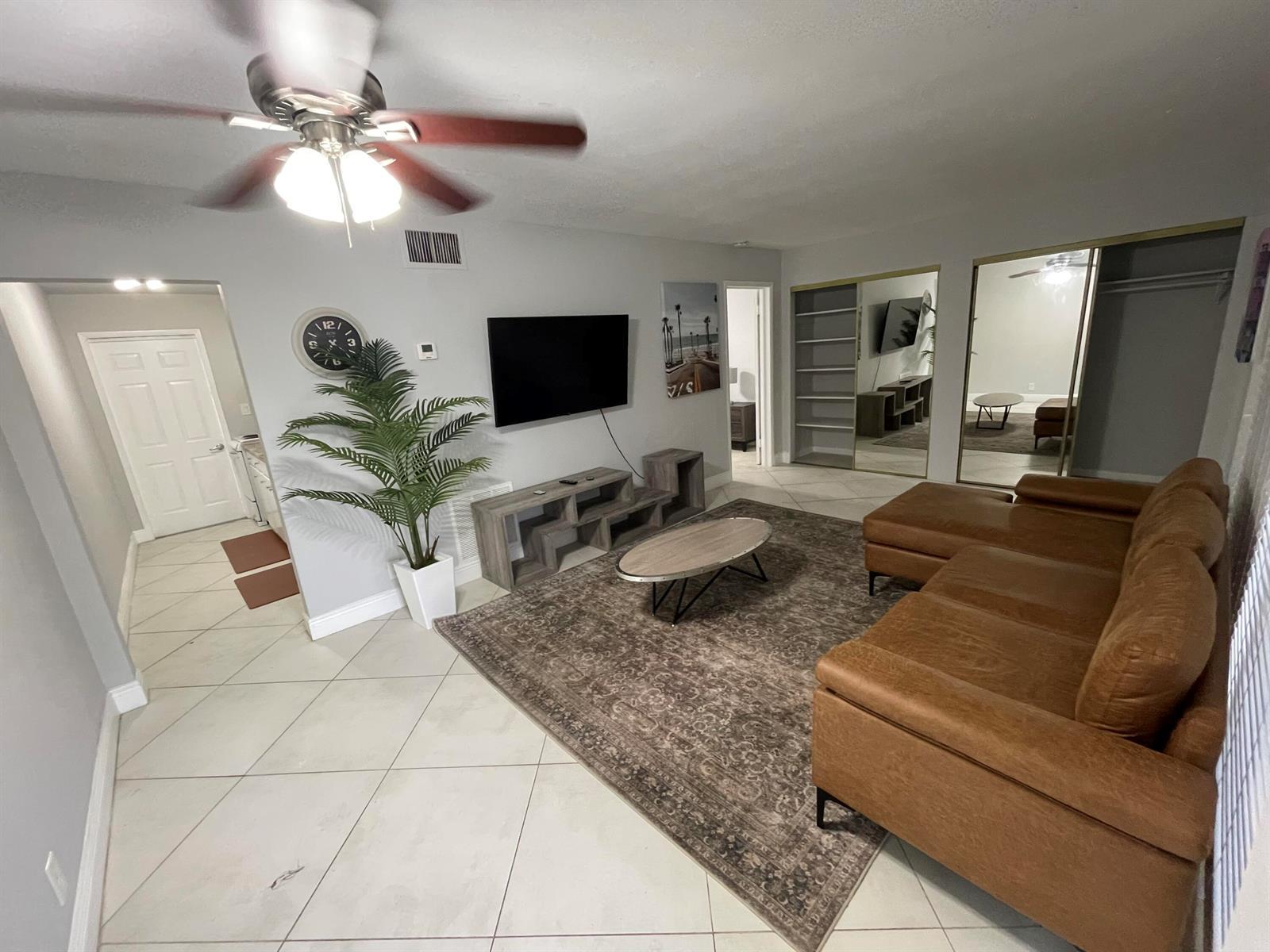 1708 NE 20TH Avenue # 3, Fort Lauderdale FL 33305