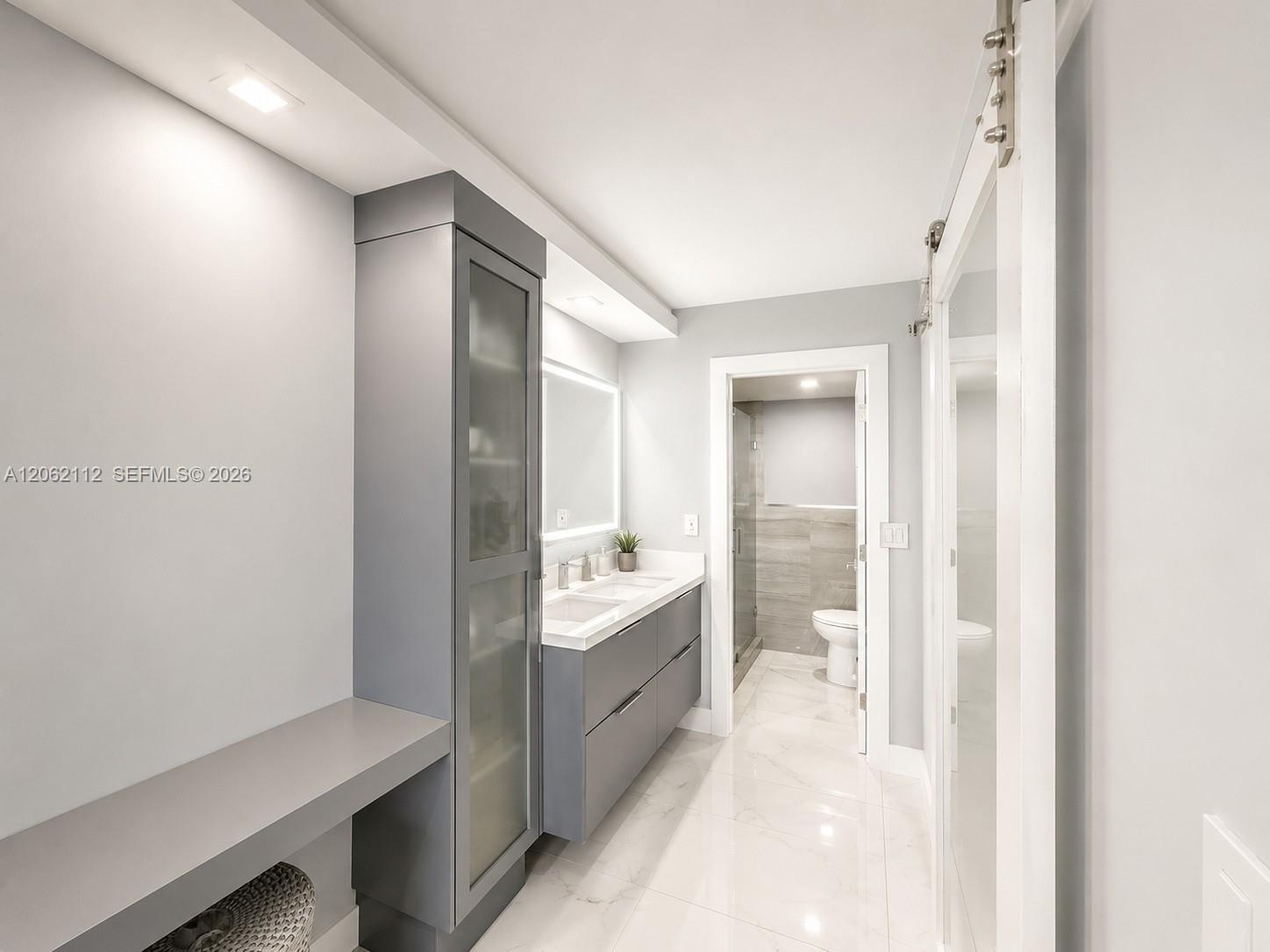 1420 Brickell Bay Dr # 702E, Miami FL 33131 photo 2