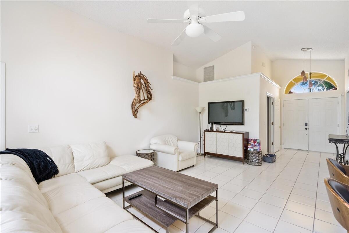 2606 Bedford Mews Drive, Wellington FL 33414 photo 4