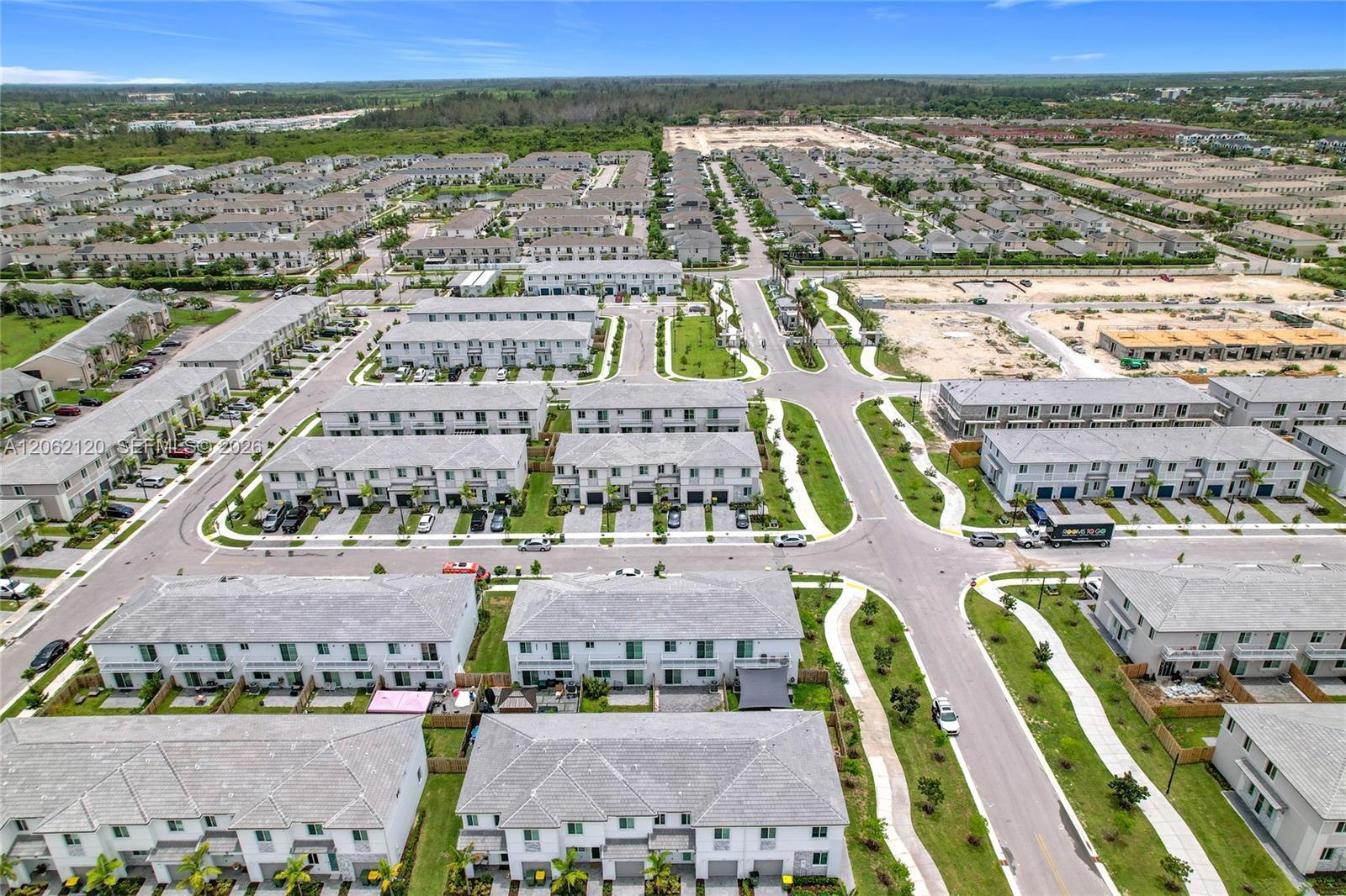 716 SE 14th St, Homestead FL 33034 photo 3