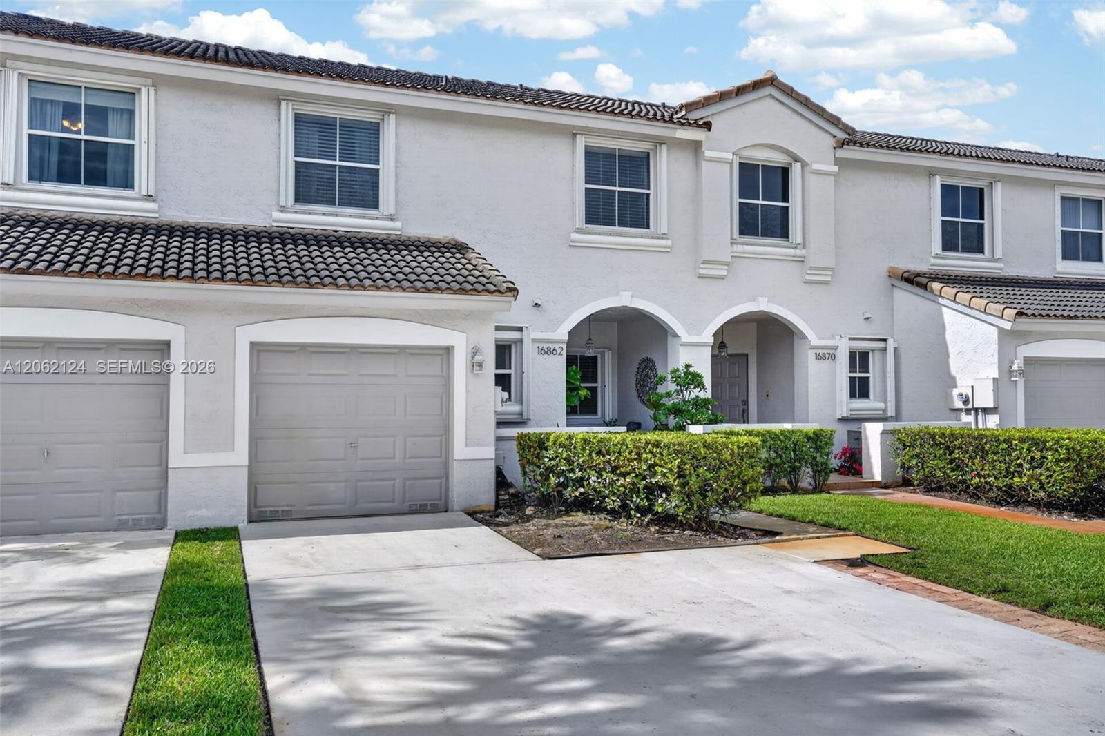 16862 SW 1st St, Pembroke Pines FL 33027 photo 2