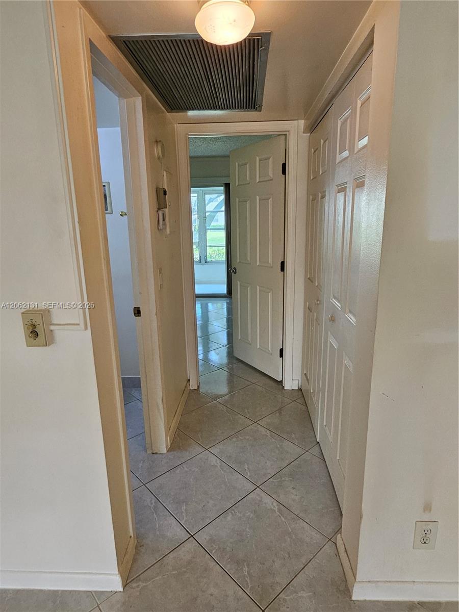 559 N Mansfield N # 559, Boca Raton FL 33434 photo 4