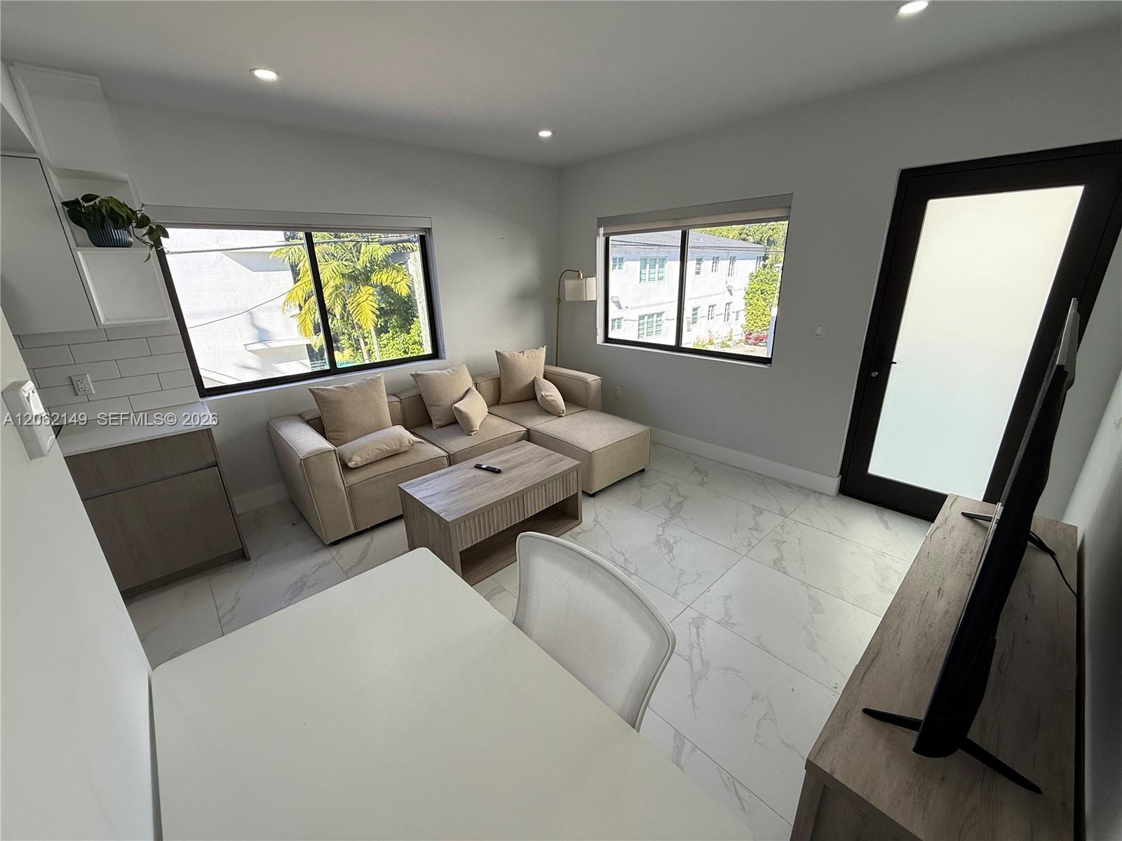 944 Jefferson Ave # 16, Miami Beach FL 33139