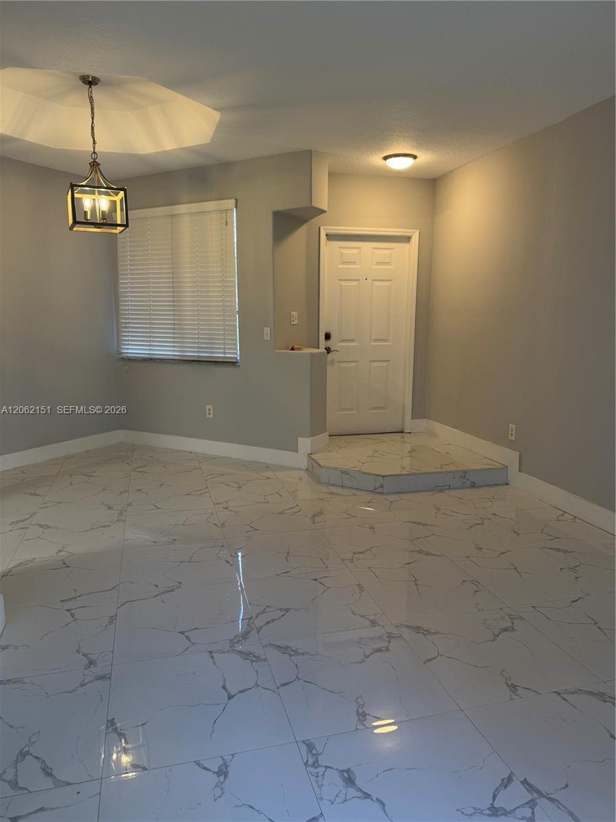 8360 NW 10th St # 9C, Miami FL 33126 photo 2