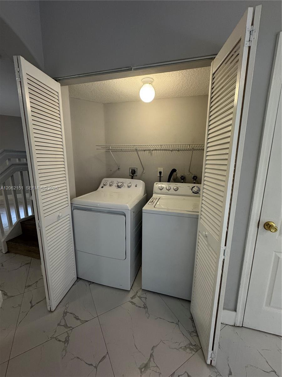 8360 NW 10th St # 9C, Miami FL 33126 photo 4