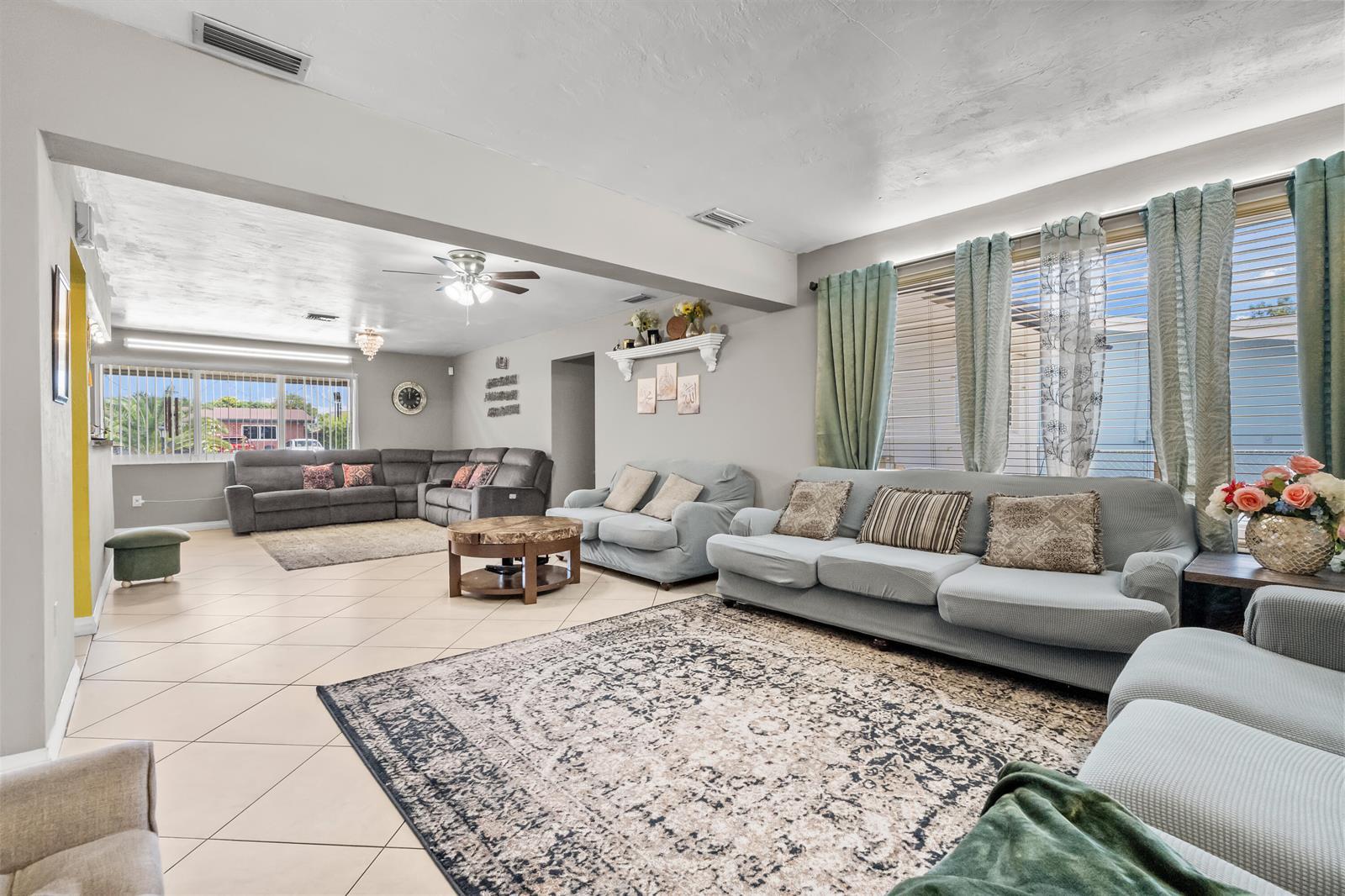 8460 NW 15TH Street, Pembroke Pines FL 33024 photo 3