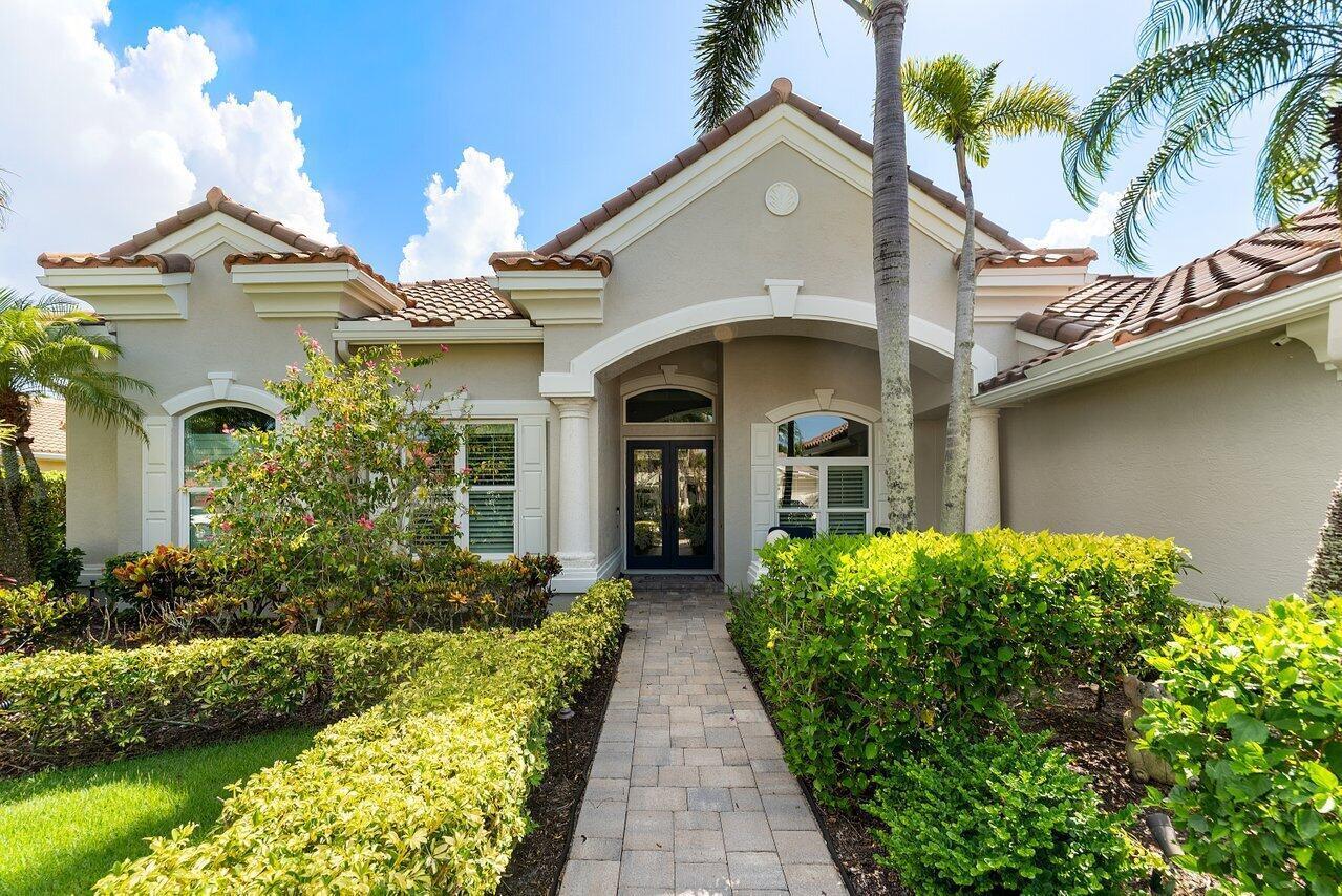 19060 SE KOKOMO Lane N, Jupiter FL 33458