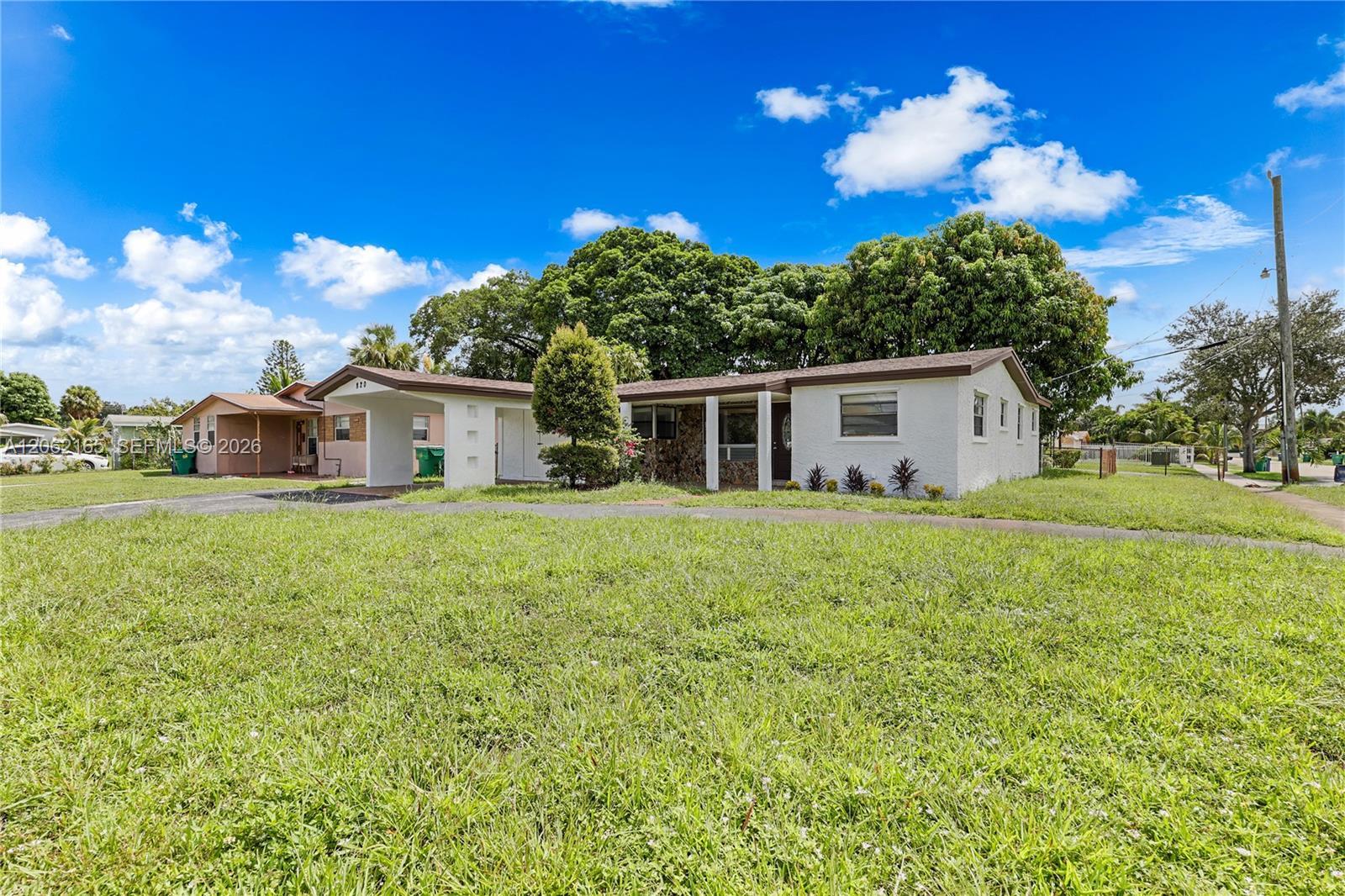 820 NW 38th Ave, Lauderhill FL 33311 photo 3