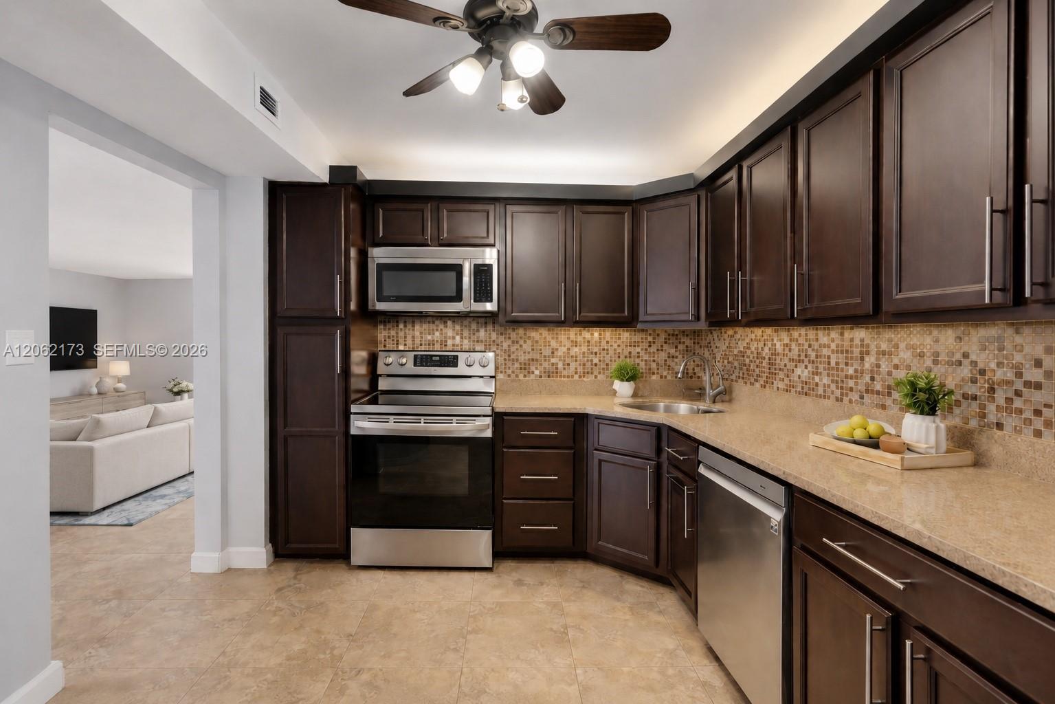 2750 NE 183rd St # 304, Aventura FL 33160