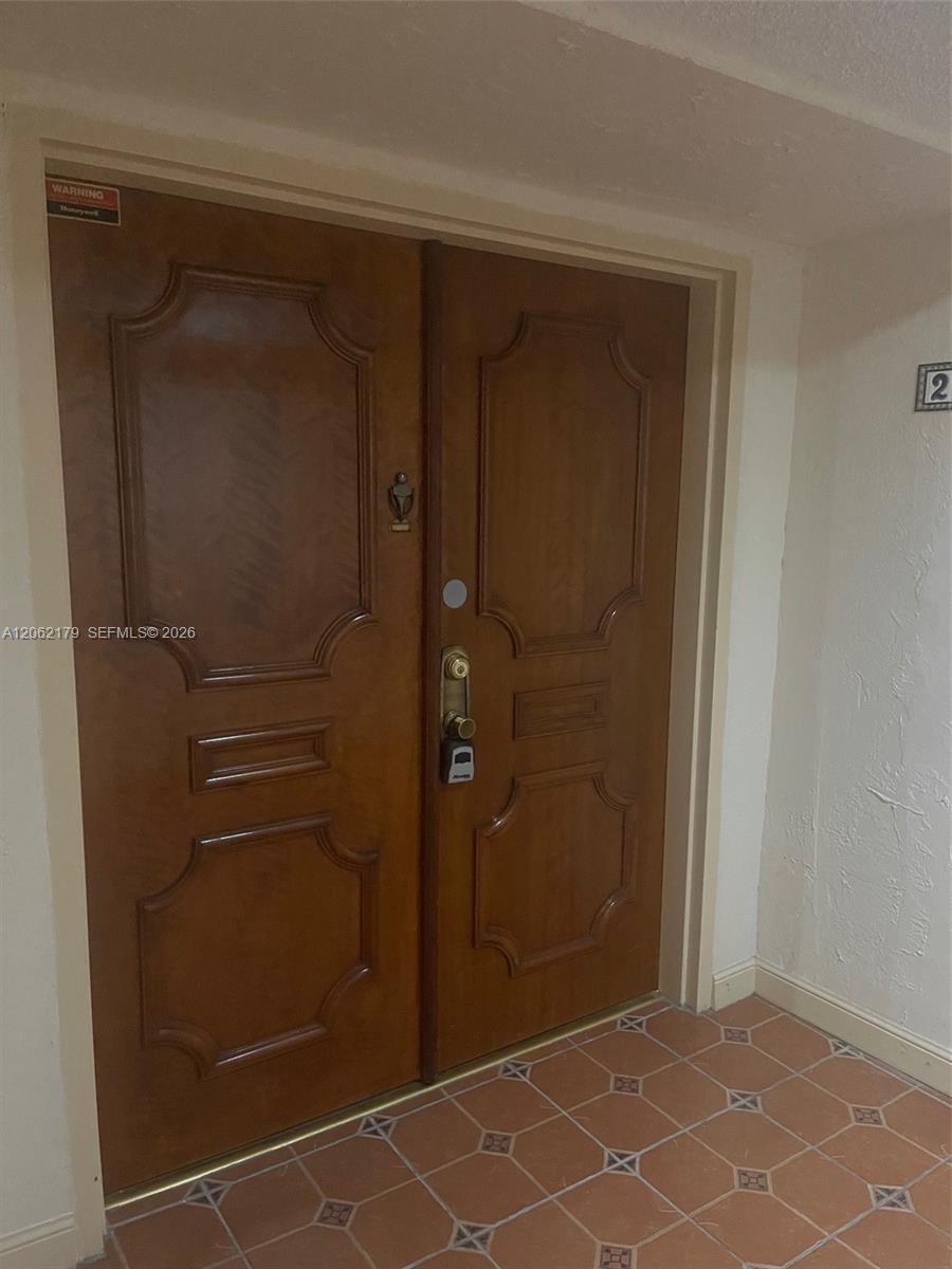 1350 SW 122nd Ave # 212, Miami FL 33184 photo 5