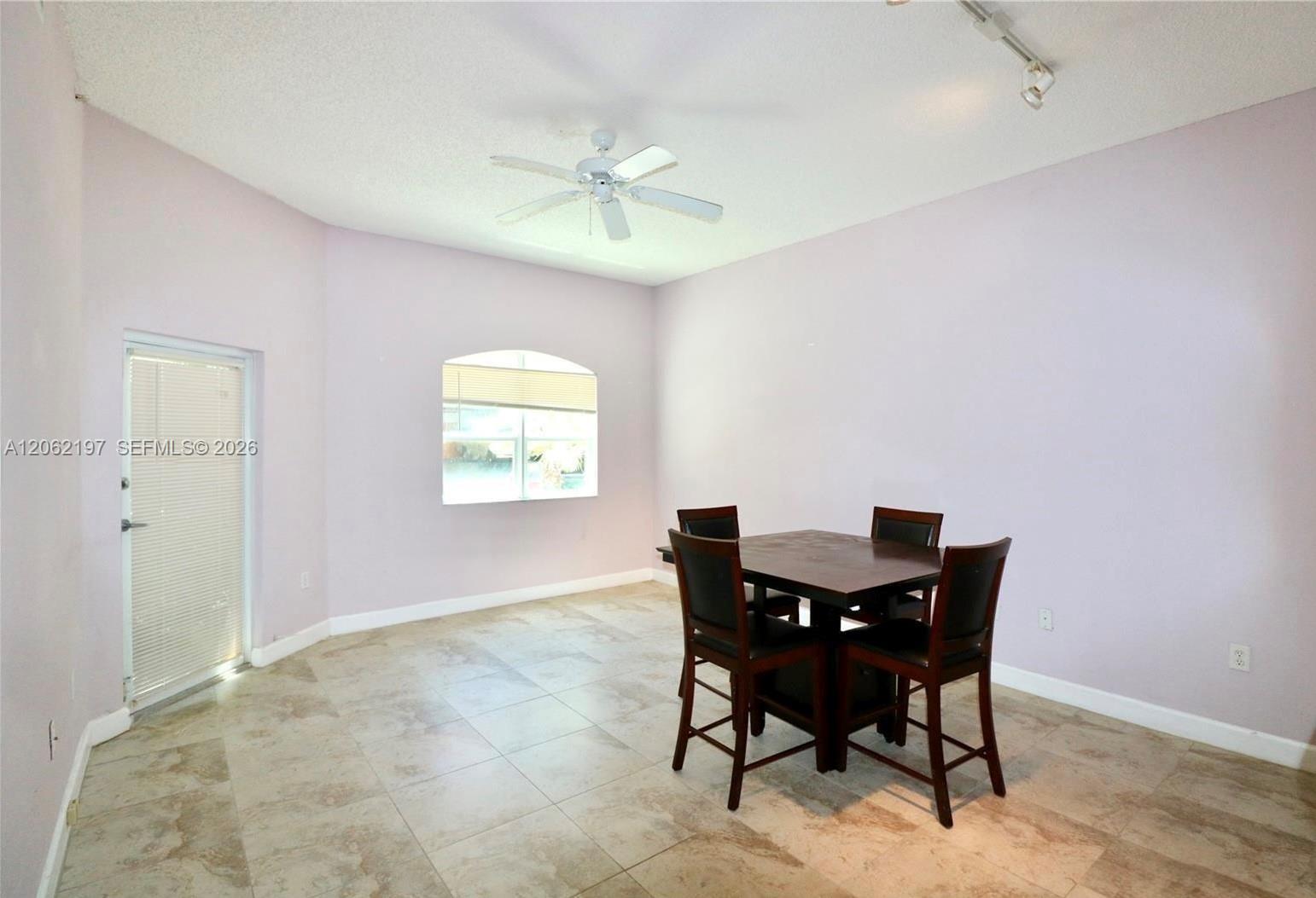 6001 SW 70th St # 117, South Miami FL 33143 photo 3